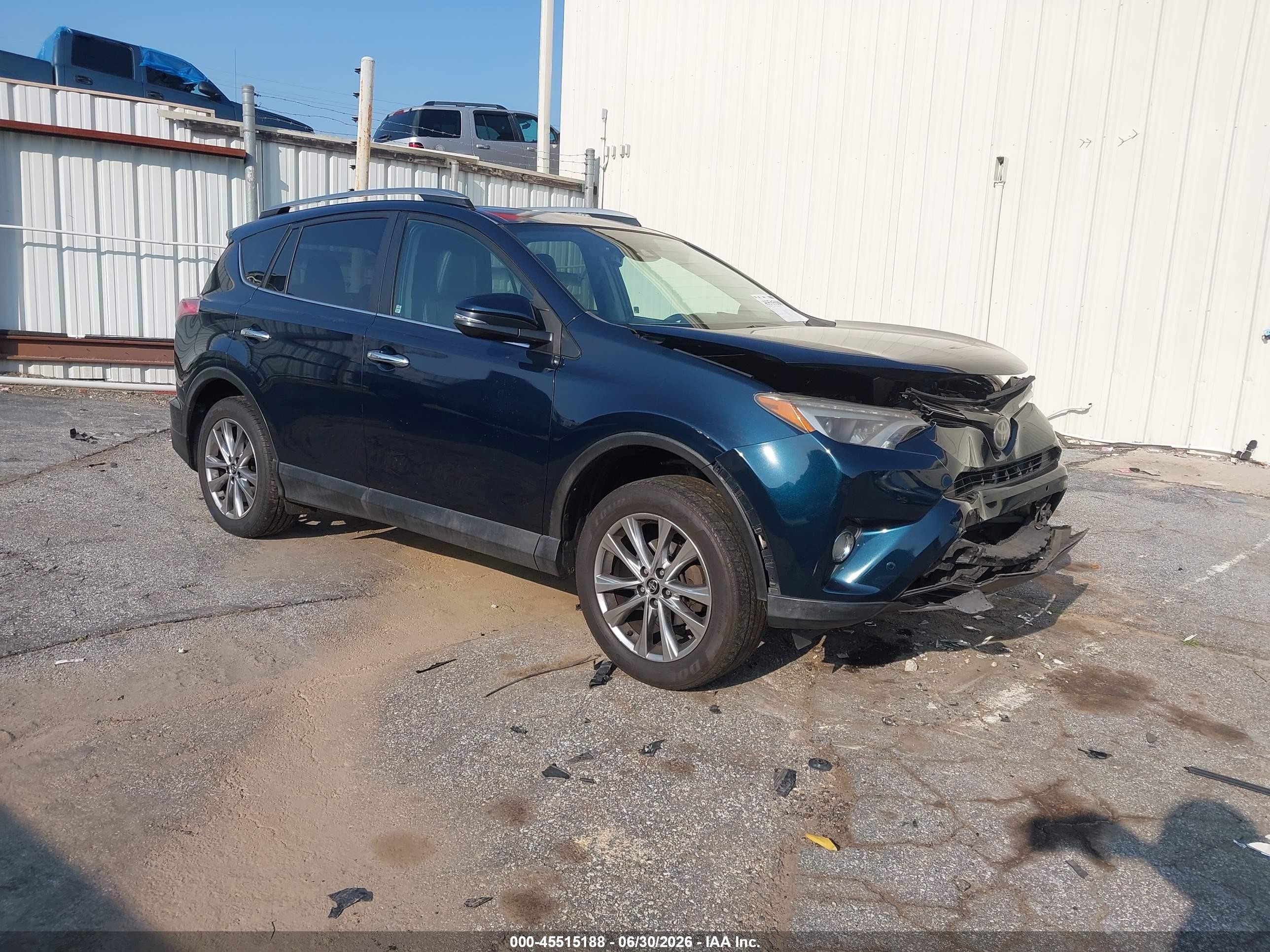 2017 Toyota RAV4 VIN 2T3DFREV4HW549944 — IAAI salvage auction photo