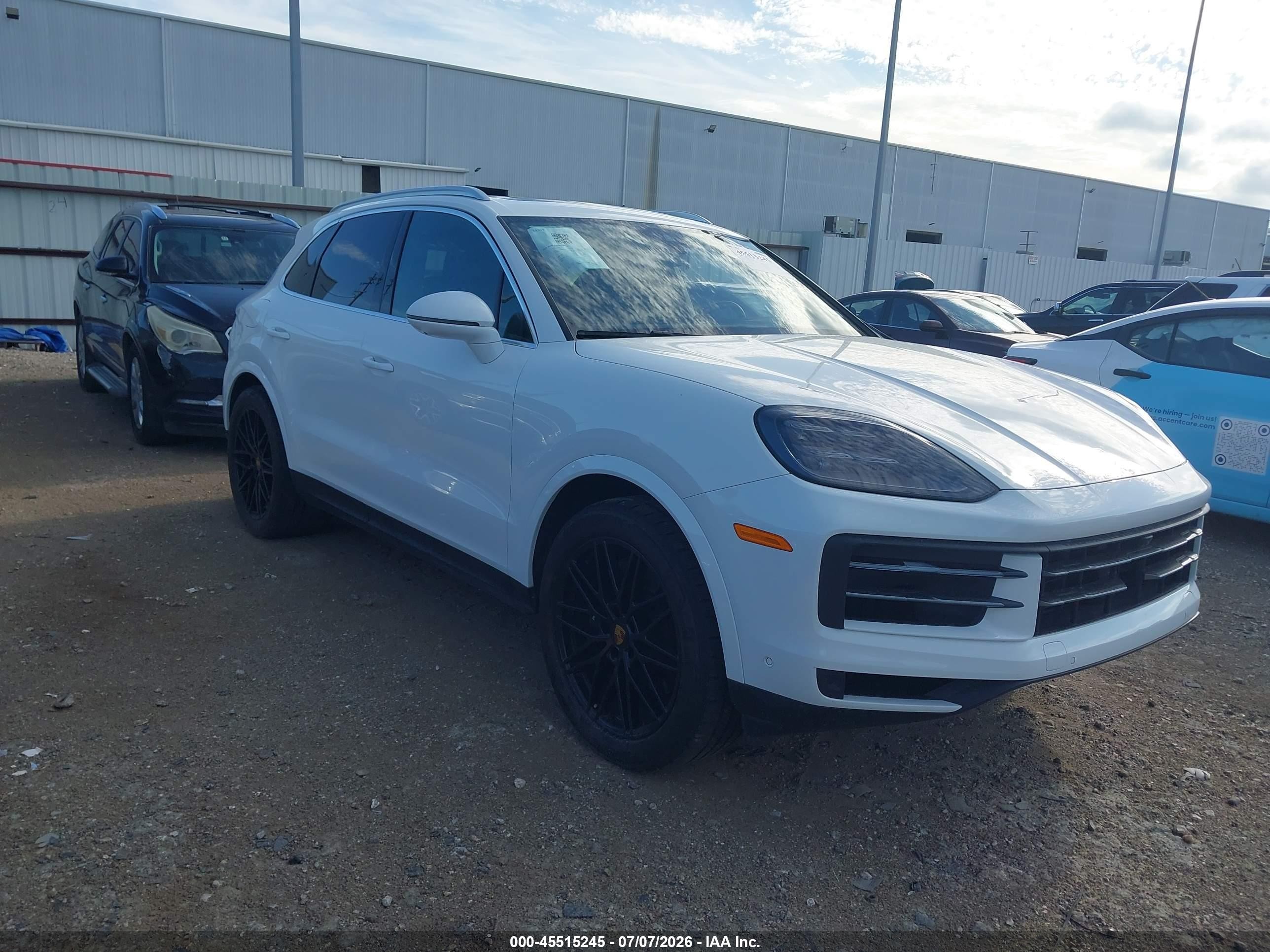 2024 Porsche Cayenne VIN WP1AA2AY1RDA13958 — IAAI salvage auction photo
