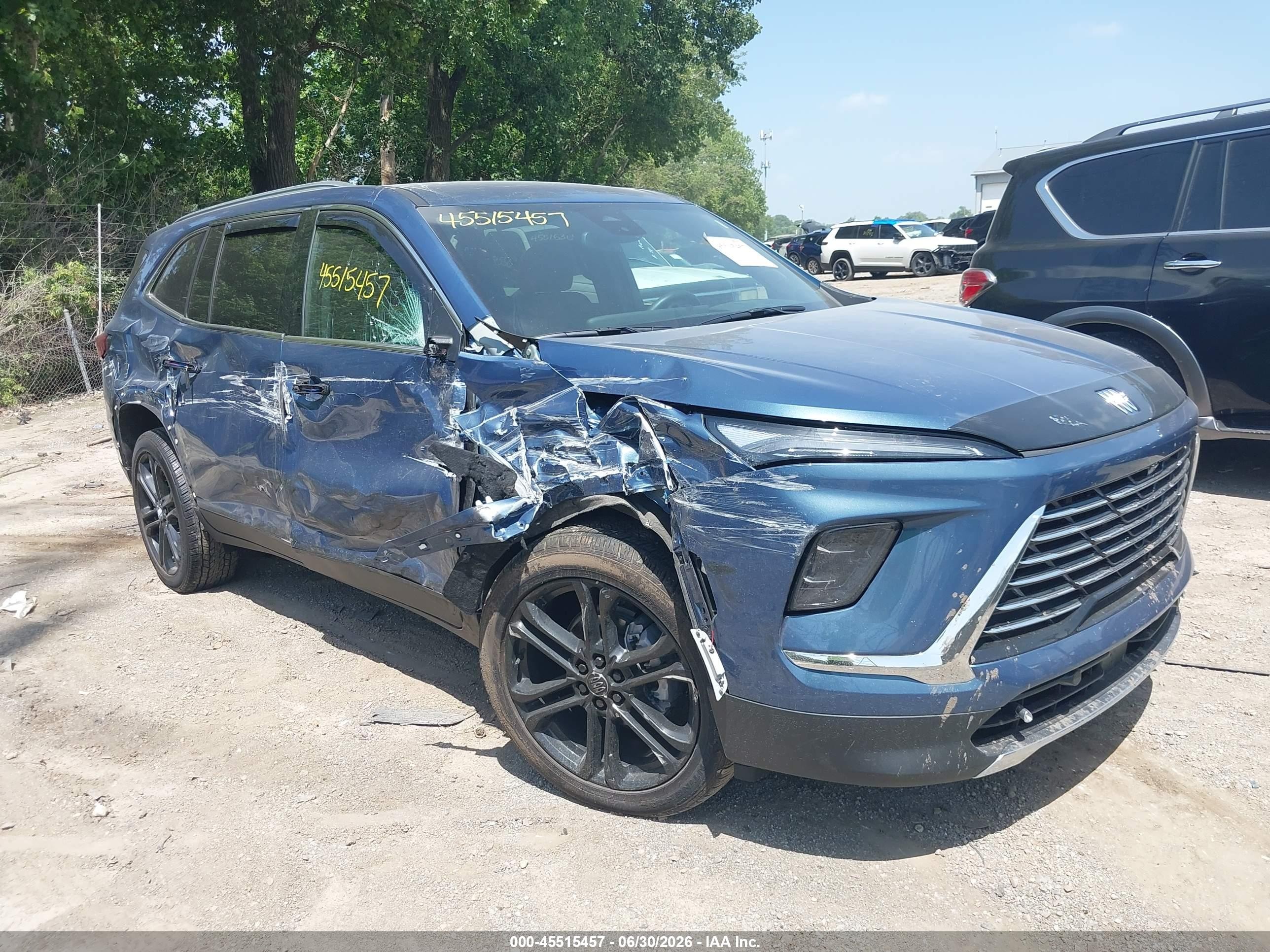 2026 Buick Enclave VIN 5GAEVAKSXTJ154405 — IAAI salvage auction photo