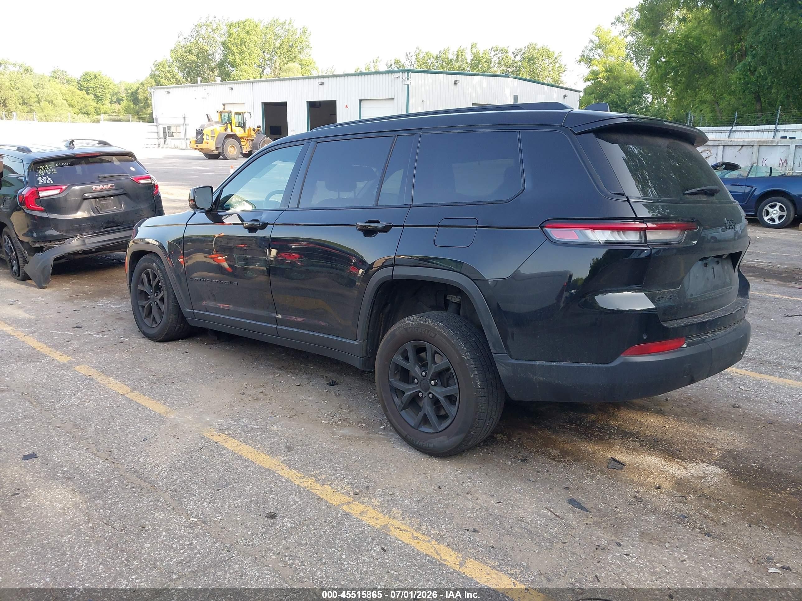 2024 Jeep Grand cherokee VIN 1C4RJKAGXR8522161 IAAI salvage auction — Unknown, Clear (Michigan), sold $11,975 on 2026-09-12 (photo 3)
