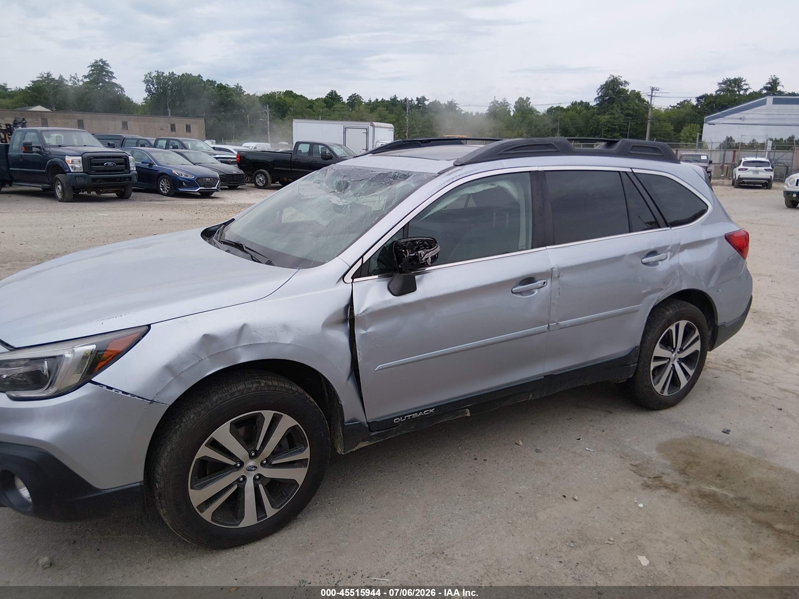 2018 Subaru Outback VIN 4S4BSANC8J3264848 IAAI salvage auction — Side, Salvage (New Hampshire), sold $2,800 on 2026-10-11 (photo 6)
