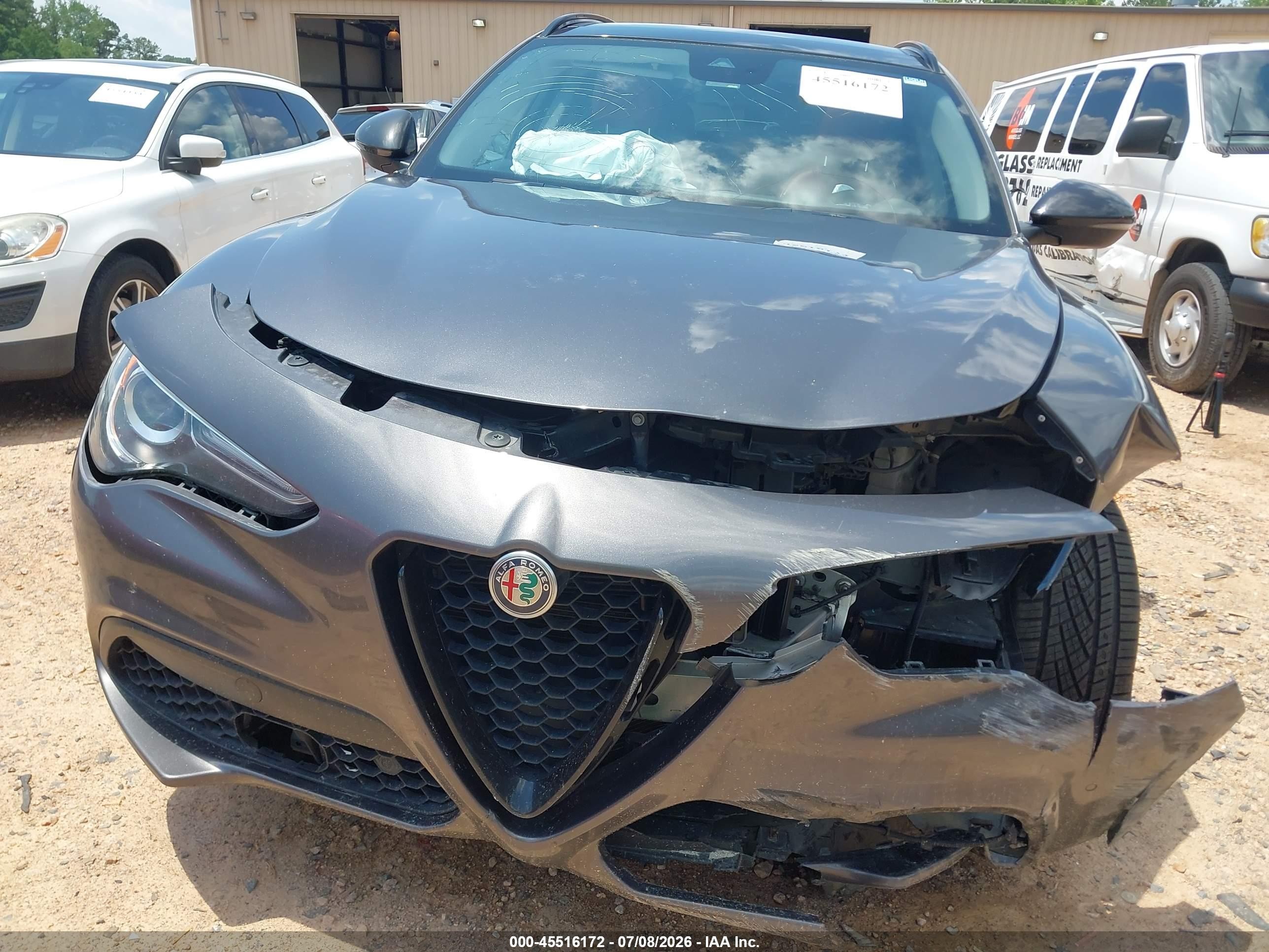 2021 Alfa Romeo Stelvio VIN ZASPAKBN5M7D09774 IAAI salvage auction — Front End, Salvage (North Carolina), sold $2,900 on 2026-09-10 (photo 6)