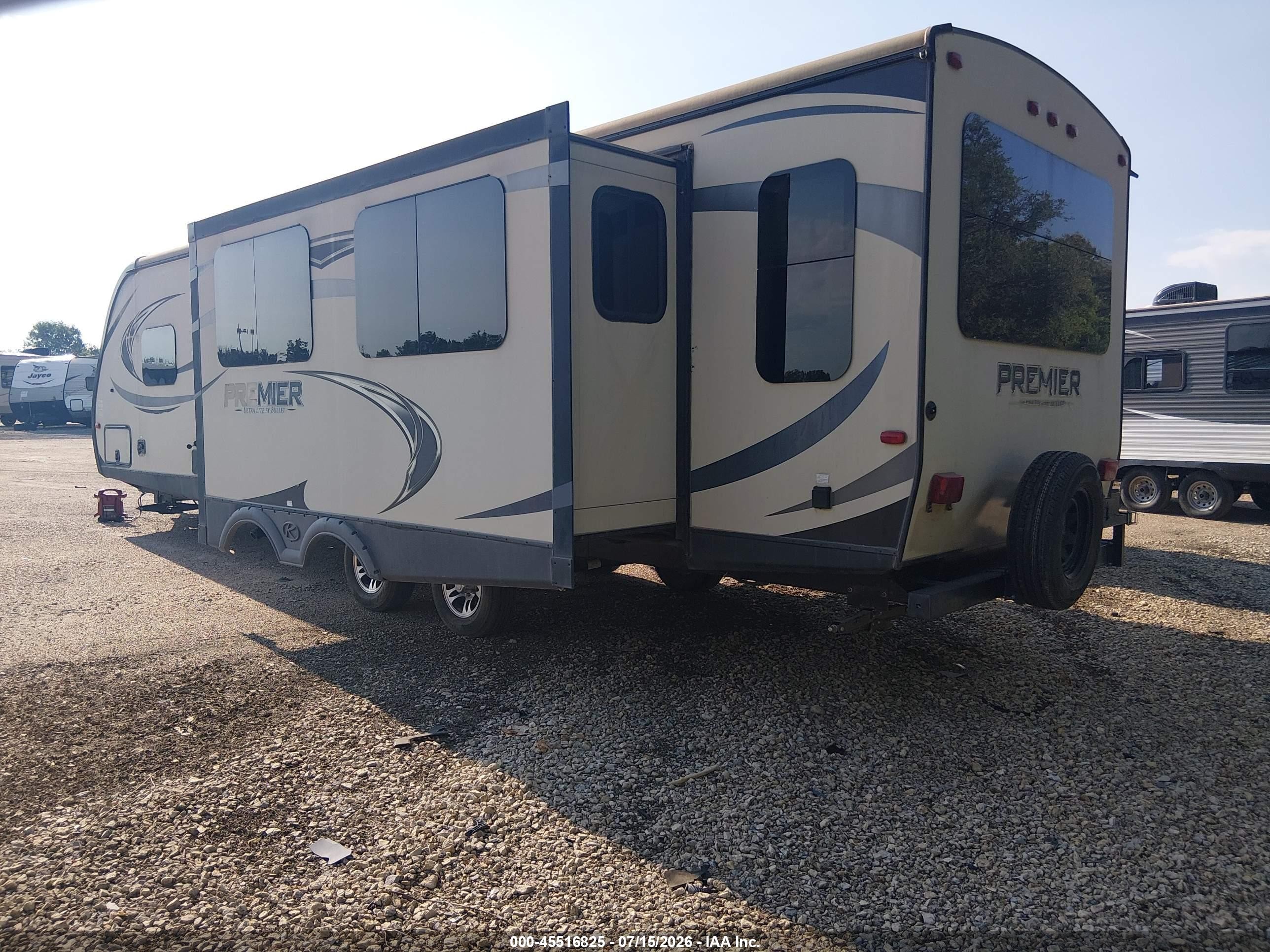 2017 Keystone Bullet VIN 4YDT30R24HD424291 IAAI salvage auction — Water/Flood, Salvage (Kansas), sold $4,700 on 2026-09-18 (photo 3)