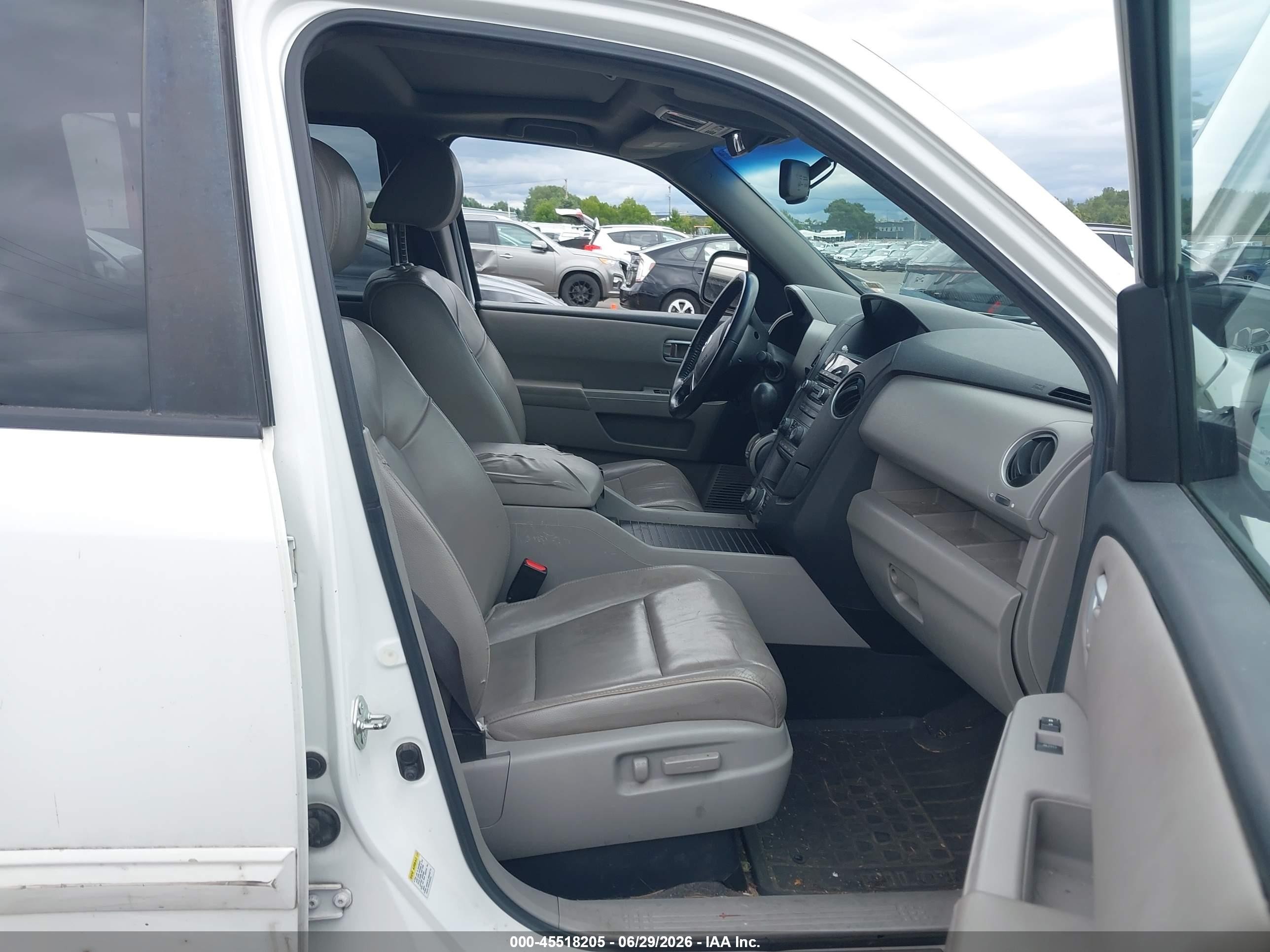 2012 Honda Pilot VIN 5FNYF3H73CB044164 IAAI salvage auction — Normal Wear, Clear-Dealer Only (Oregon), sold $800 on 2026-07-09 (photo 5)