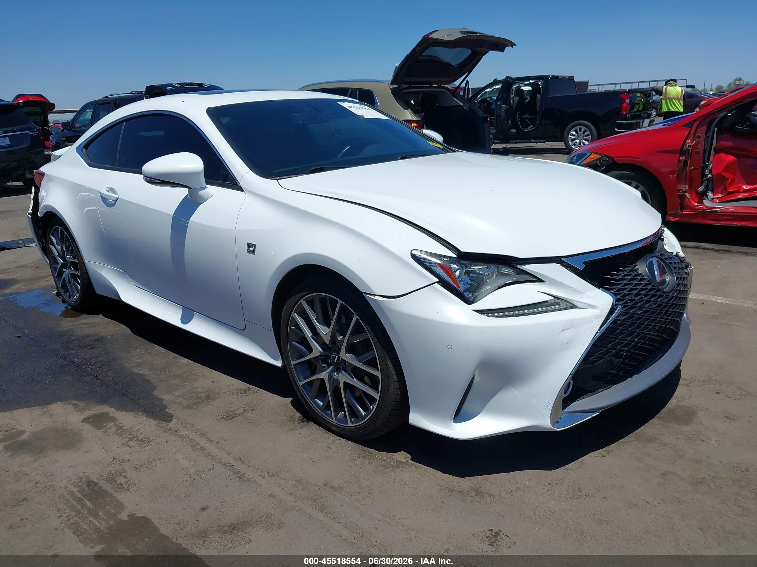 2015 Lexus RC 350 VIN JTHHE5BC5F5006153 — IAAI salvage auction photo