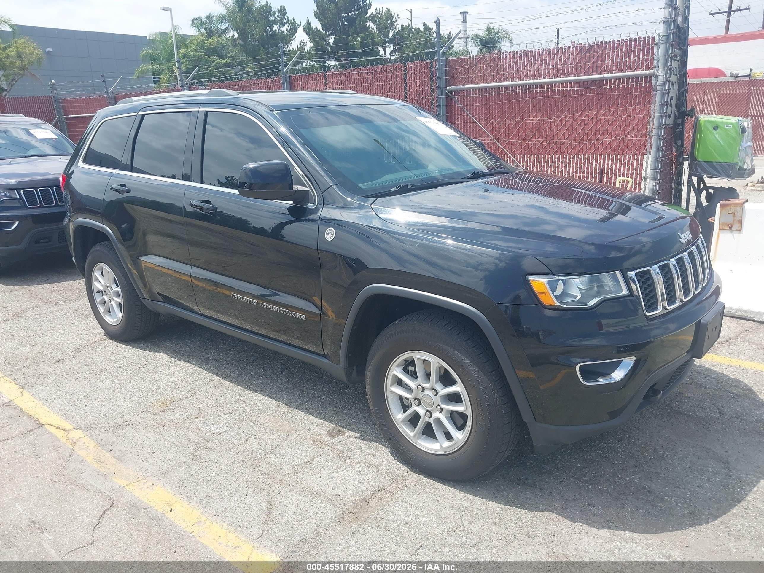 2019 Jeep Grand Cherokee VIN 1C4RJFAG9KC754163 — IAAI salvage auction photo