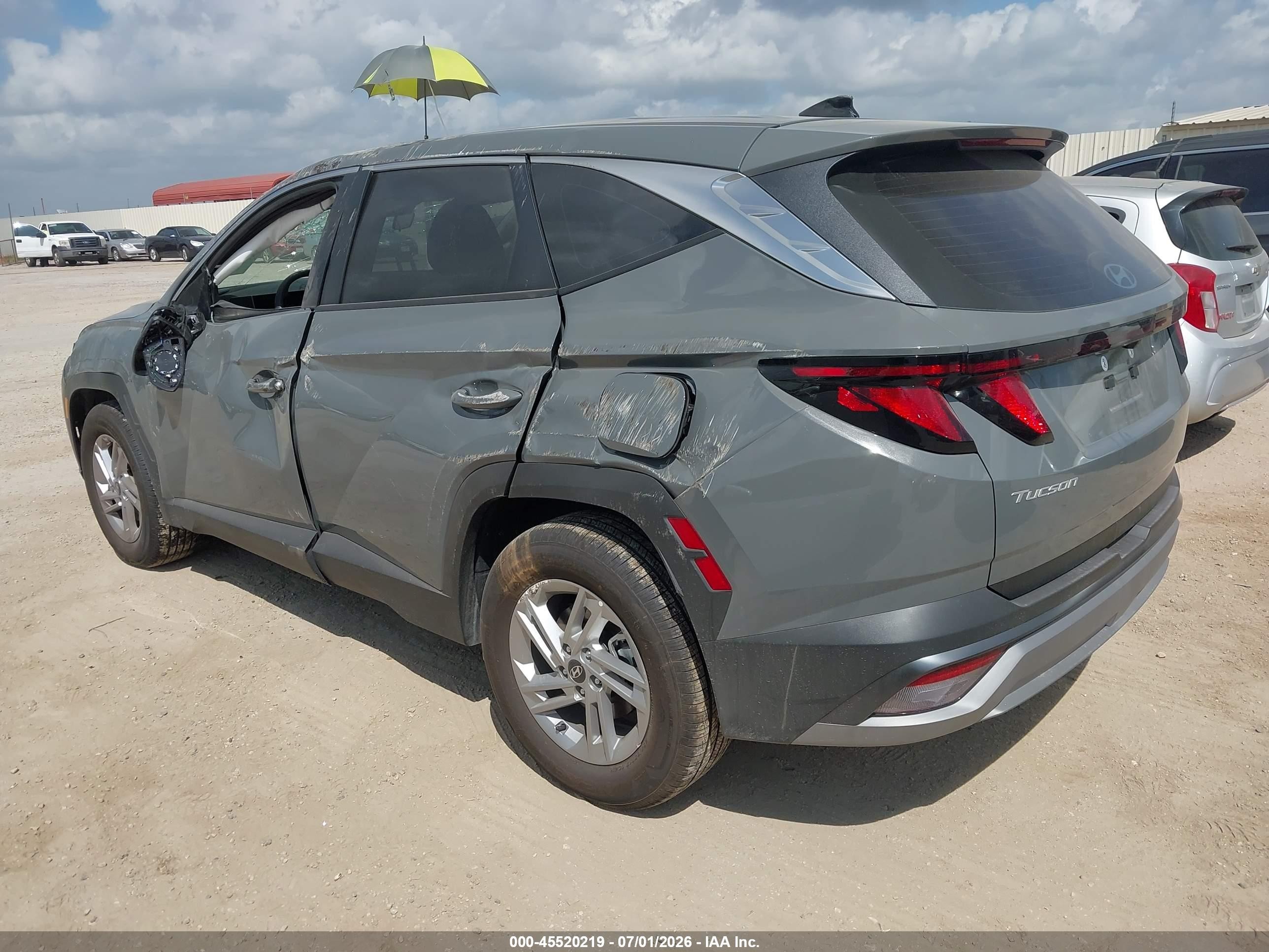 2026 Hyundai Tucson VIN 5NMJA3DE6TH697686 IAAI salvage auction — Rollover, Salvage (Texas), sold $7,000 on 2026-09-08 (photo 3)