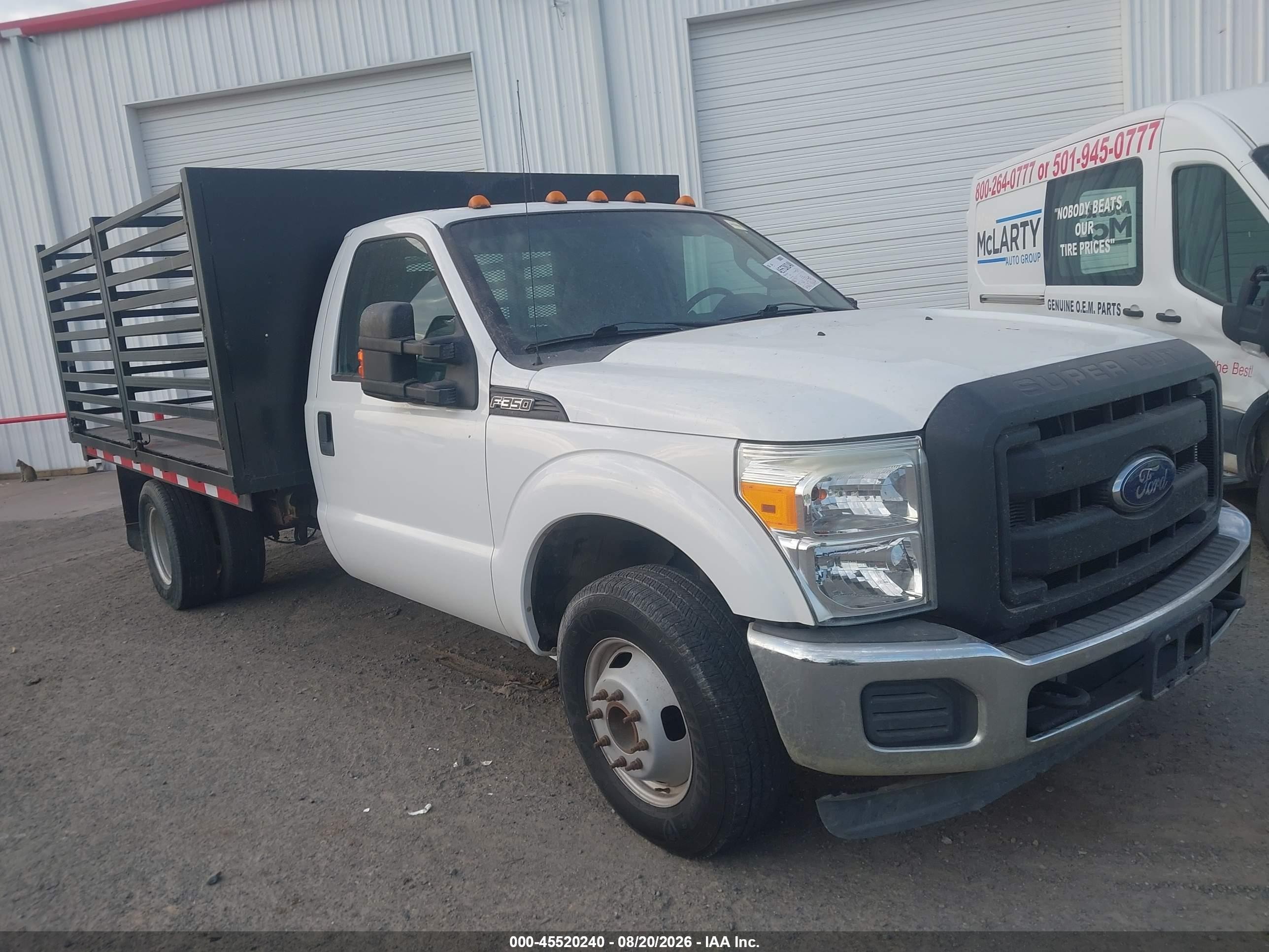 2015 Ford F-350 VIN 1FDRF3G68FEC23461 — IAAI salvage auction photo