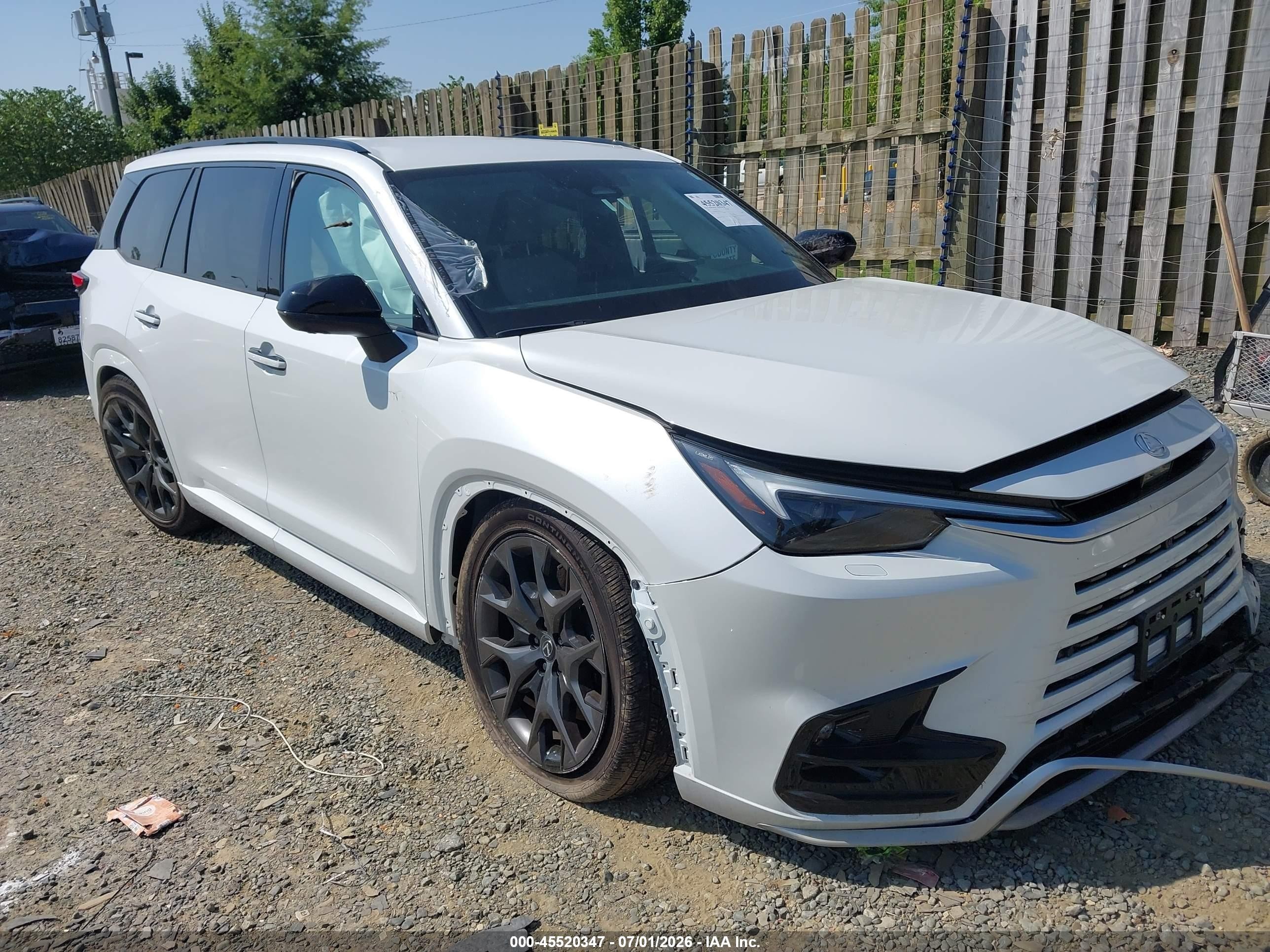 2025 Lexus TX 500h VIN 5TDABAB69SS014338 — IAAI salvage auction photo