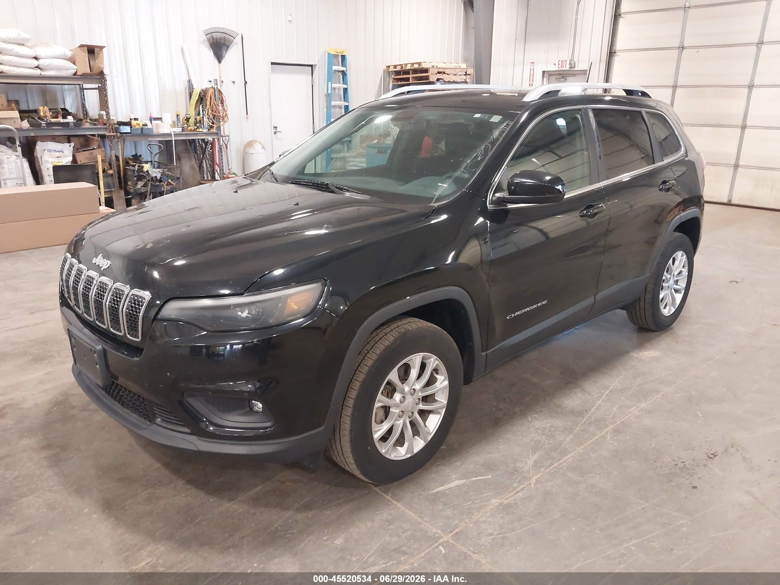 2019 Jeep Cherokee VIN 1C4PJMCB9KD341179 IAAI salvage auction — Normal Wear, SF97 (South Dakota), sold $10,000 on 2026-09-16 (photo 2)