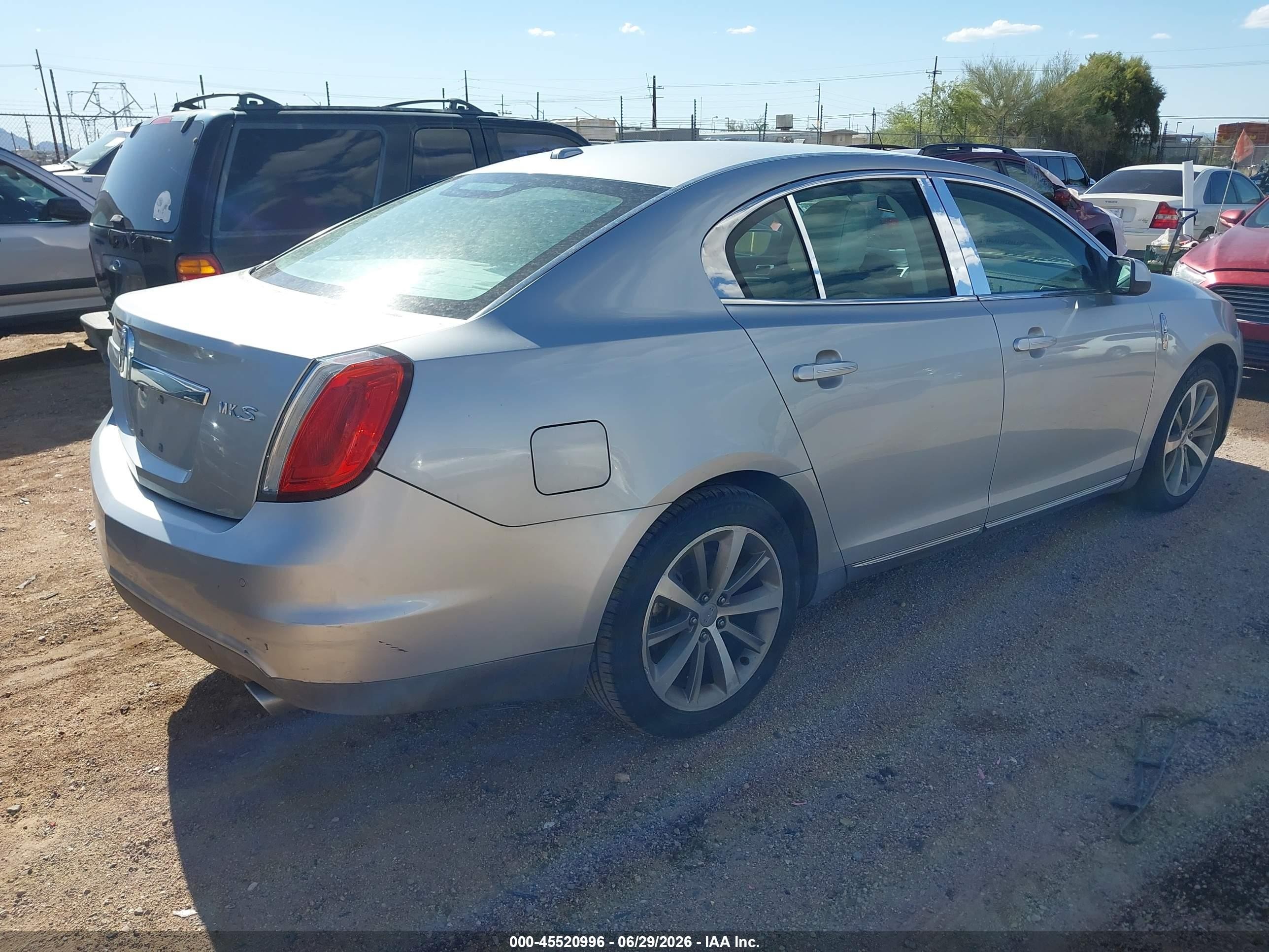 2012 Lincoln MKS VIN 1LNHL9DR8CG805291 IAAI salvage auction — Normal Wear, Clear-Dealer Only (Arizona), sold $650 on 2026-07-09 (photo 4)