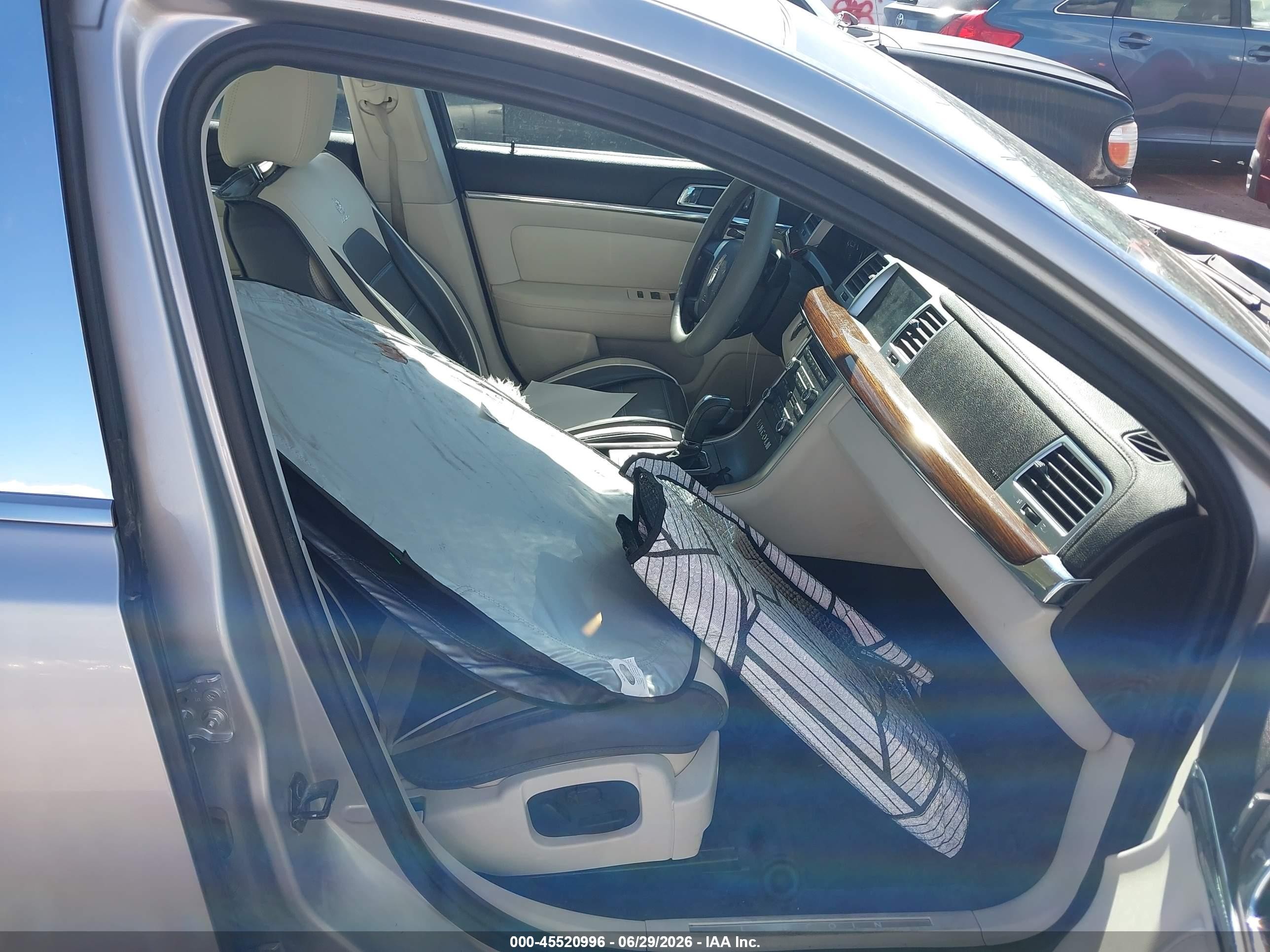 2012 Lincoln MKS VIN 1LNHL9DR8CG805291 IAAI salvage auction — Normal Wear, Clear-Dealer Only (Arizona), sold $650 on 2026-07-09 (photo 5)