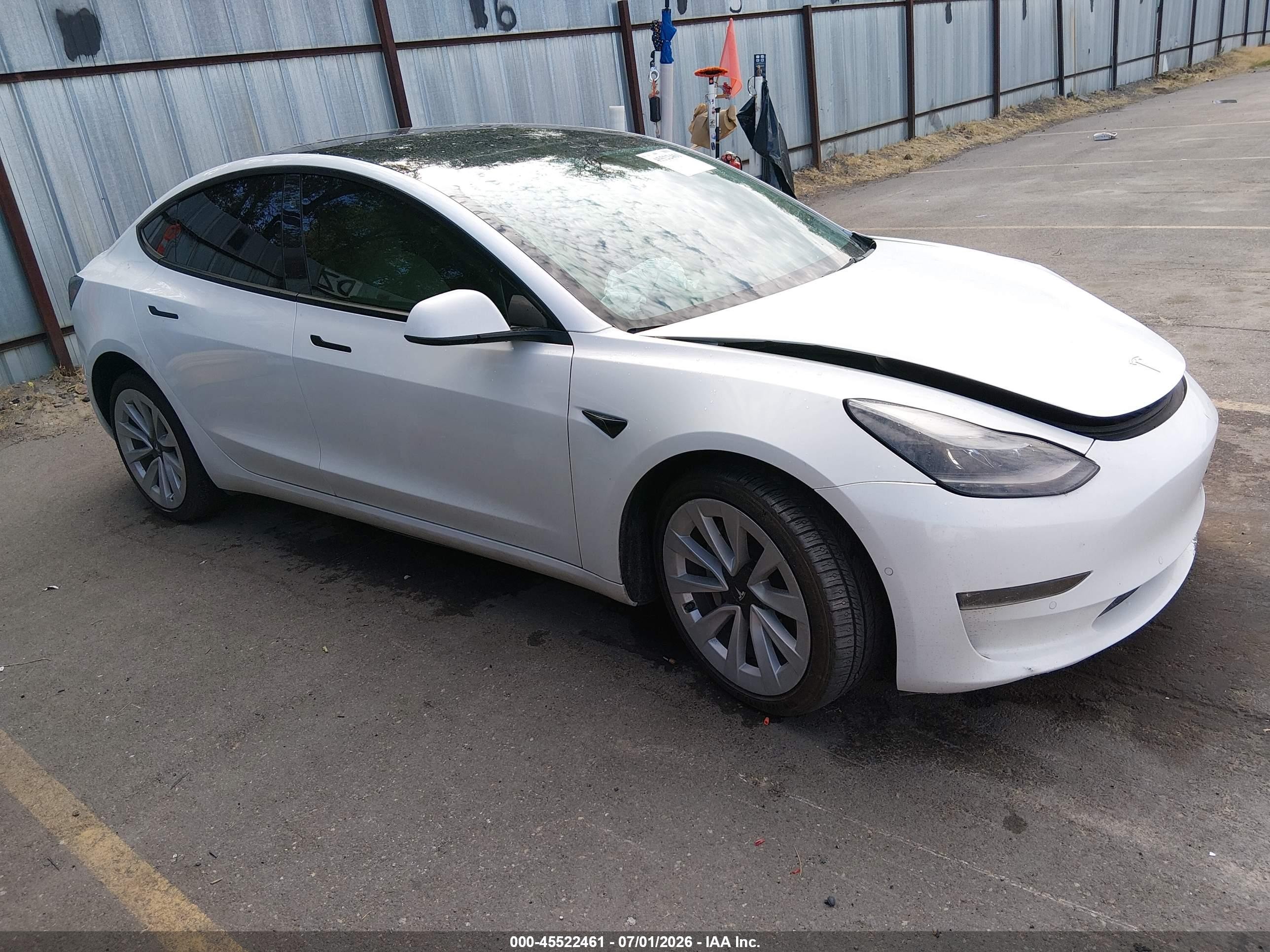 2022 Tesla Model 3 VIN 5YJ3E1EB3NF199665 — IAAI salvage auction photo