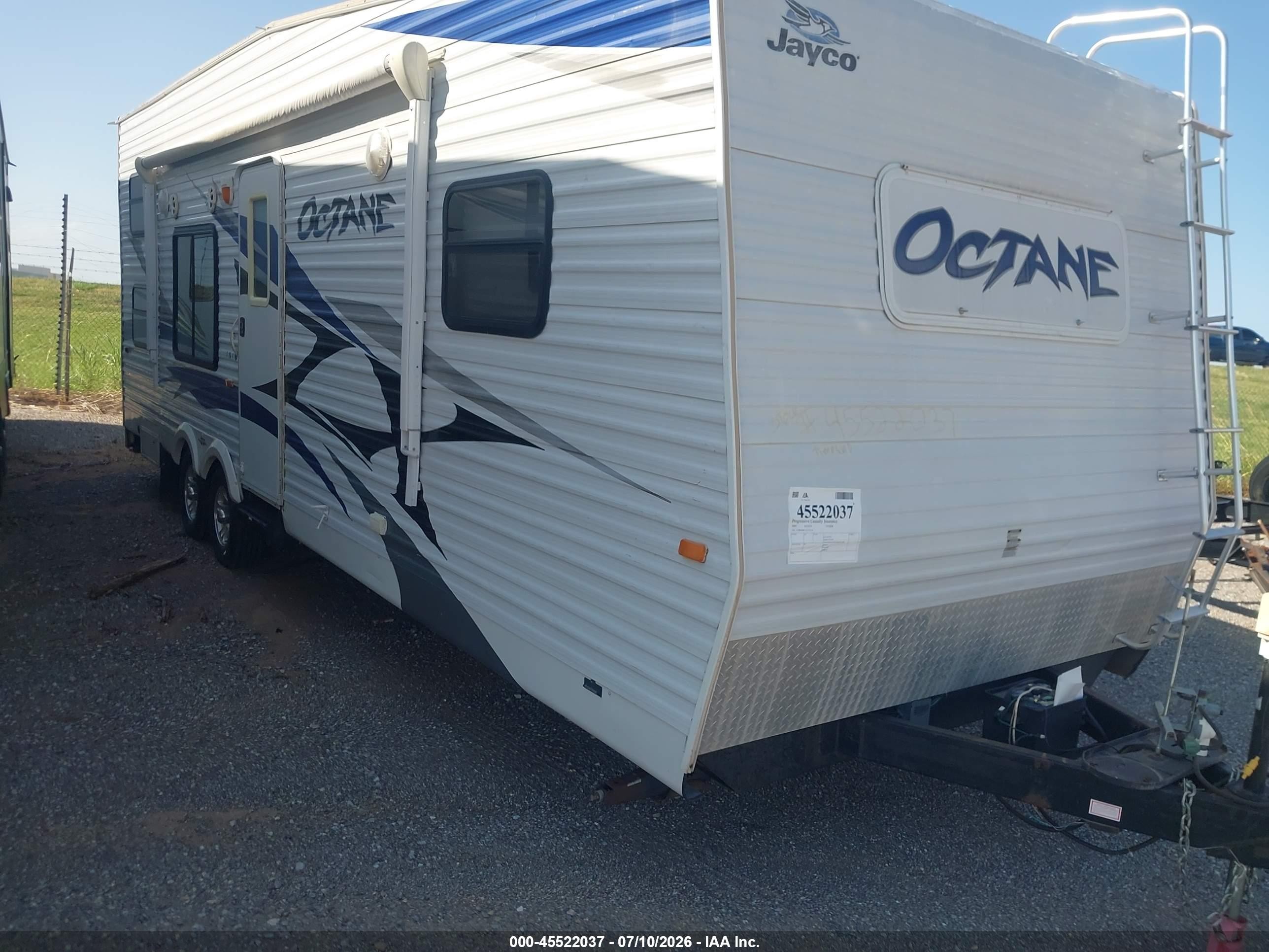 2010 Jayco Octane VIN 1UJBJSBP3A1VY0139 IAAI salvage auction — Side, Junk (Oklahoma), sold $750 on 2026-09-10 (photo 1)