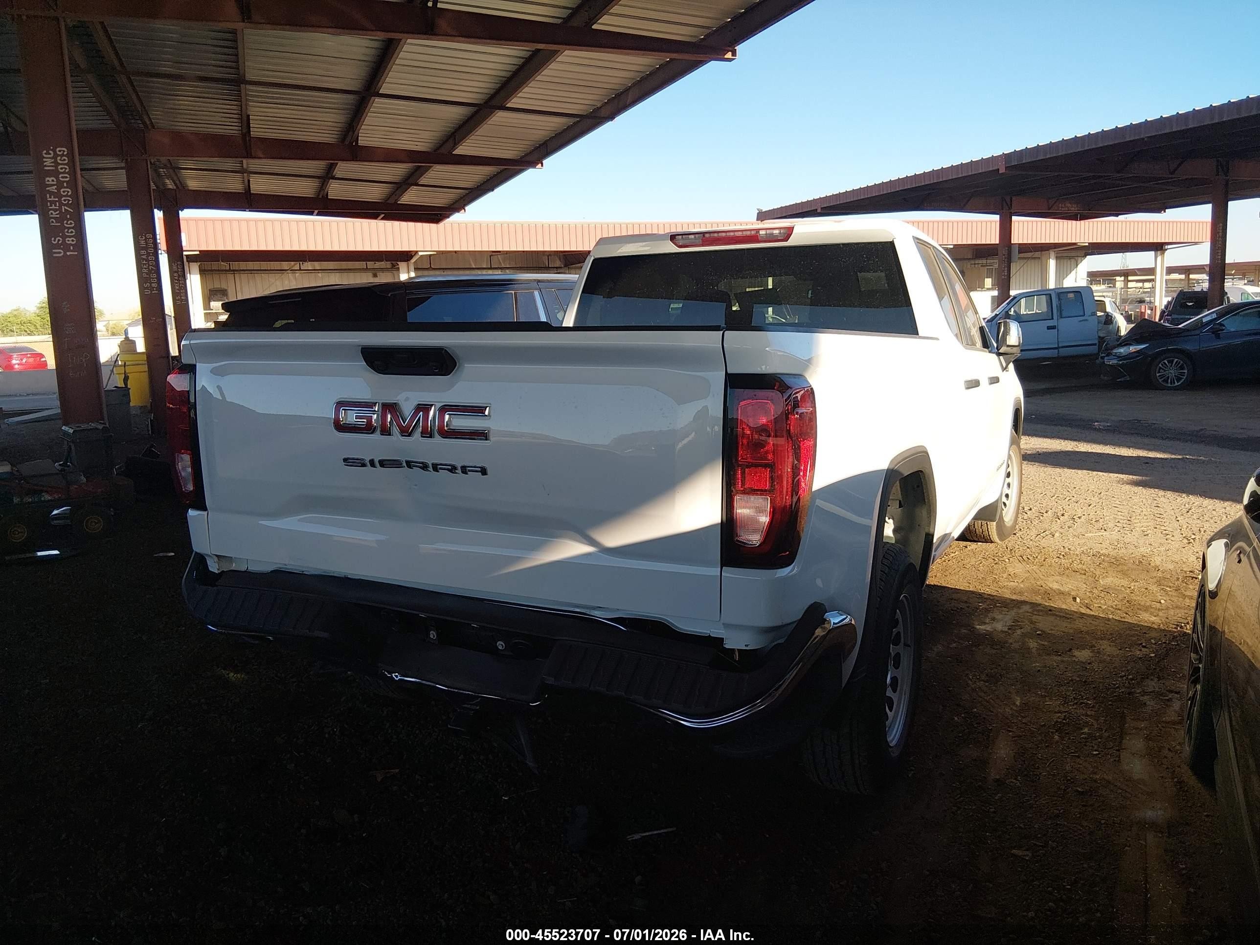 2026 GMC Sierra 1500 VIN 1GTRHAED8TZ231729 IAAI salvage auction — Rear End, Salvage (Arizona), sold $13,400 on 2026-08-18 (photo 4)