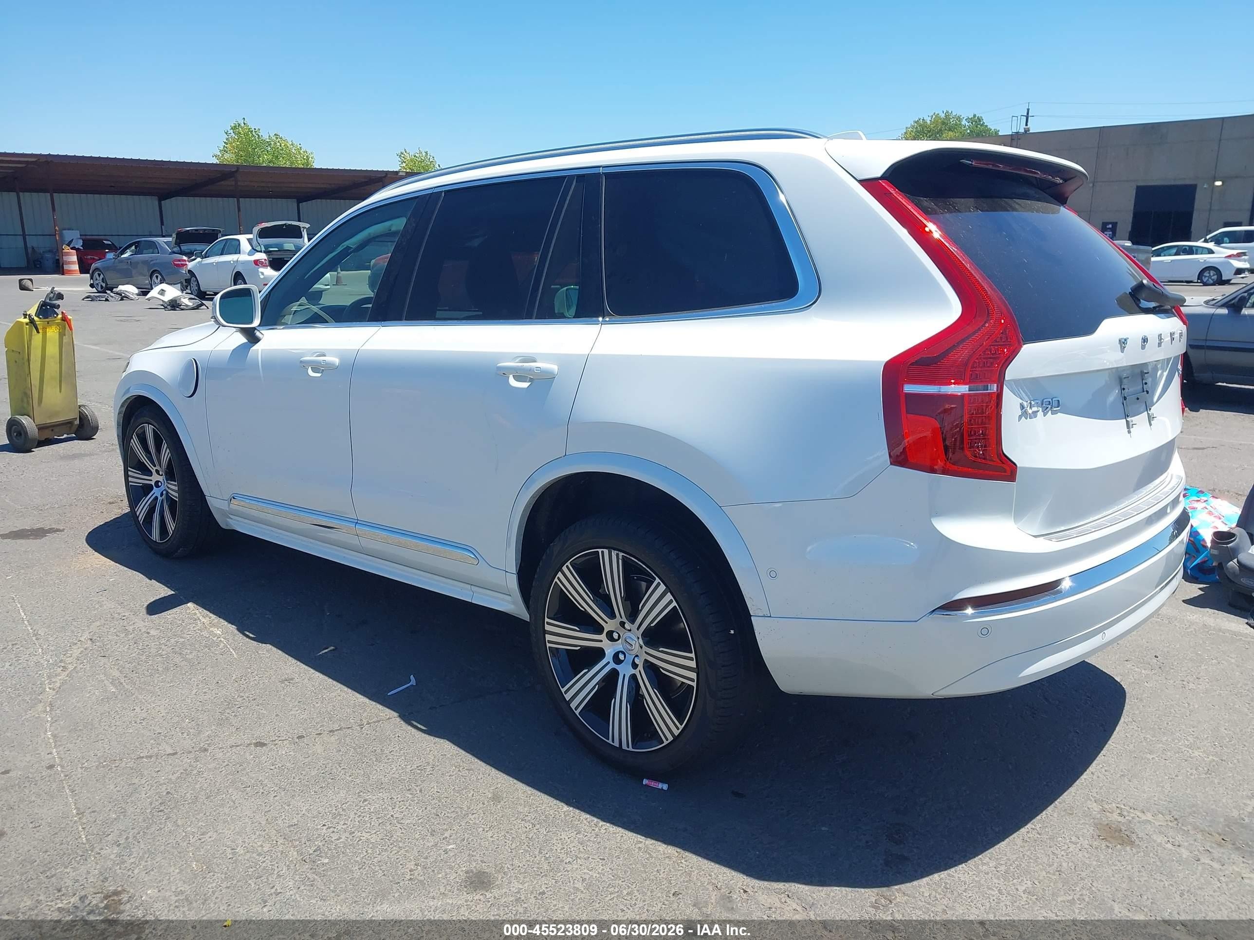 2025 Volvo XC90 VIN YV4H60PFXS1314471 IAAI salvage auction — Front End, Salvage (California), sold $14,100 on 2026-08-12 (photo 3)