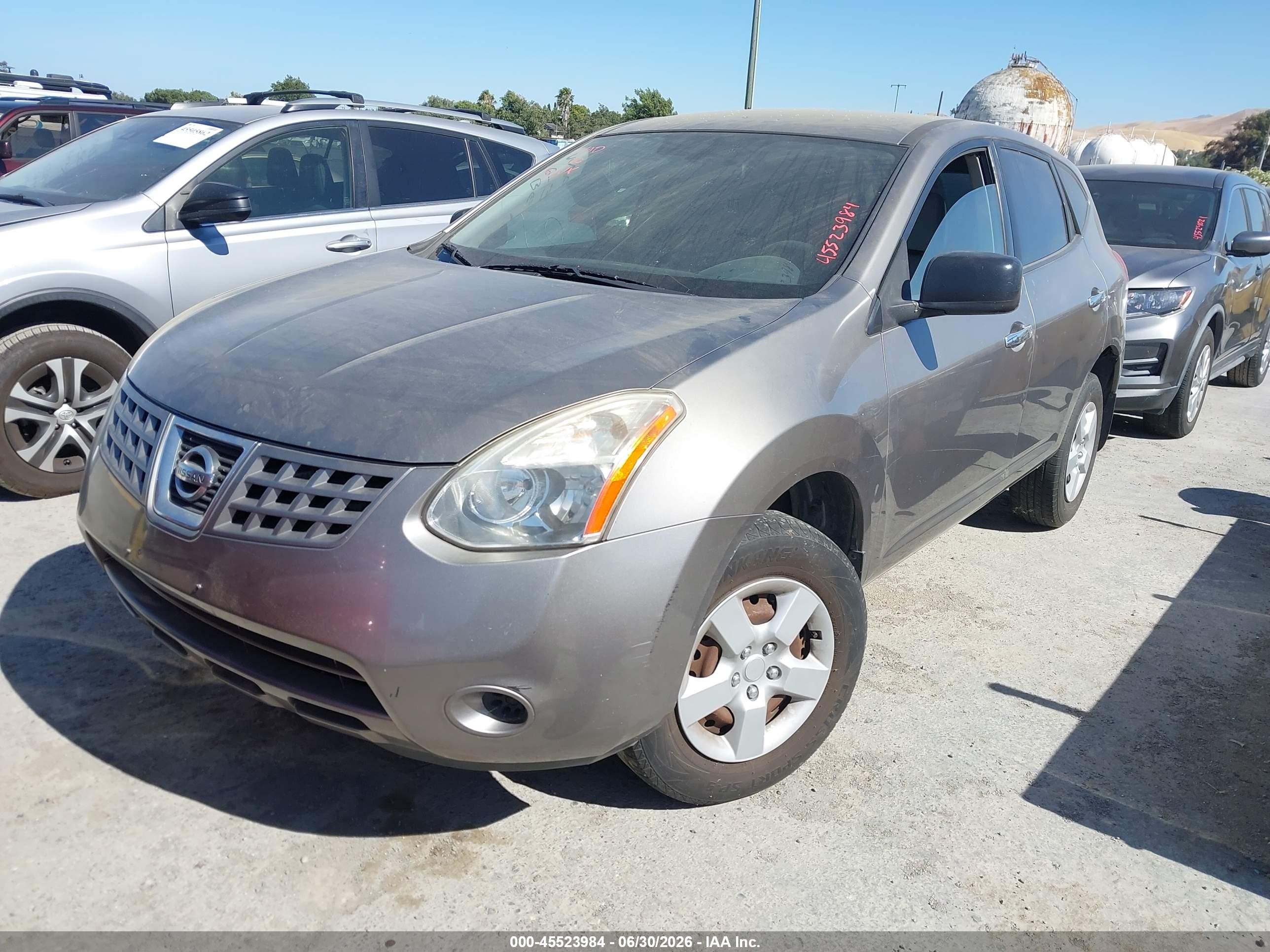 2010 Nissan Rogue Sport VIN JN8AS5MT0AW013897 IAAI salvage auction — Normal Wear, Clear - Dealer Only (California), sold $600 on 2026-07-09 (photo 2)