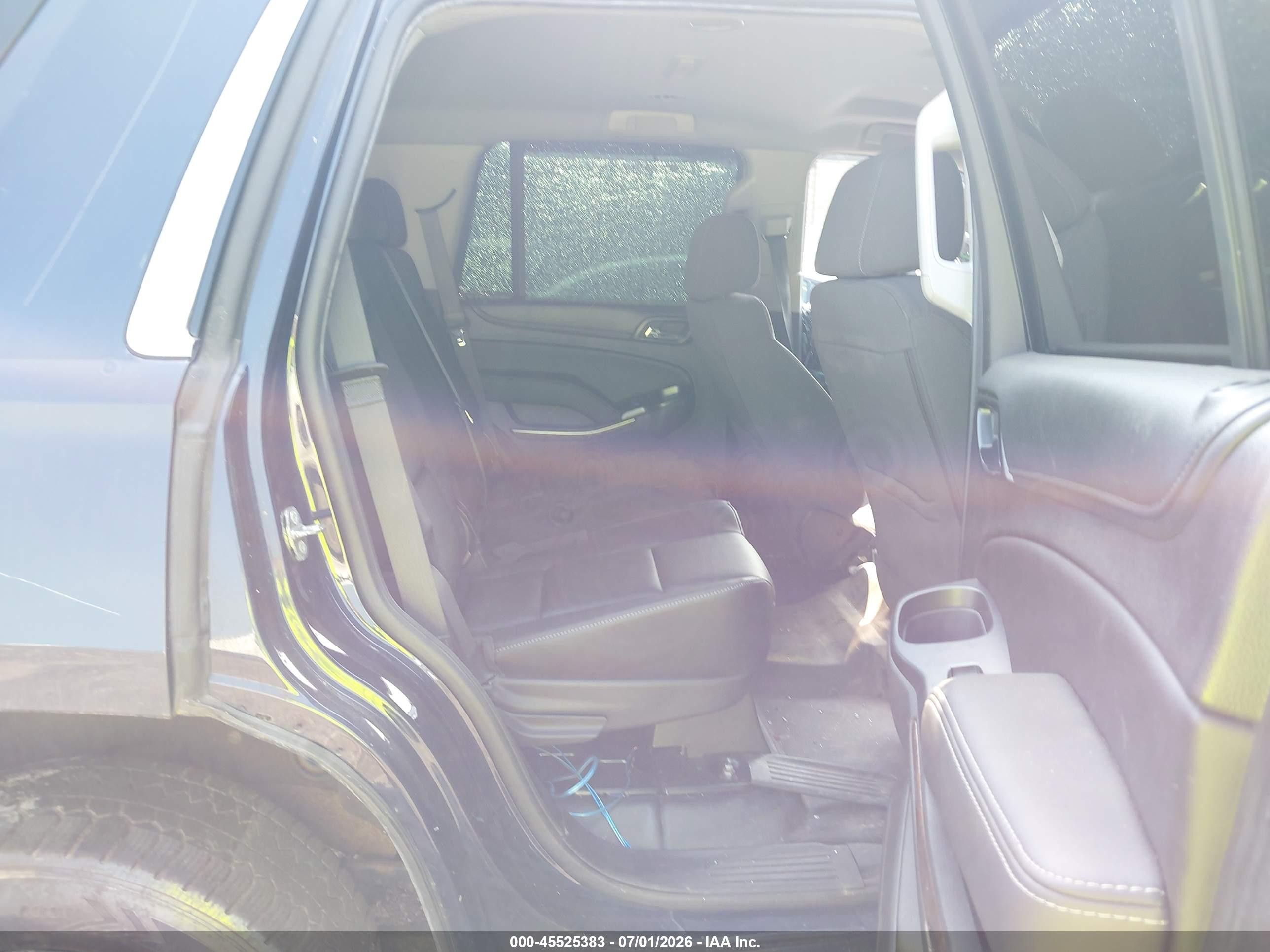 2018 Chevrolet Tahoe VIN 1GNSKDEC8JR255657 IAAI salvage auction — Vandalized, Mv-907A (New York), sold $2,850 on 2026-07-12 (photo 8)