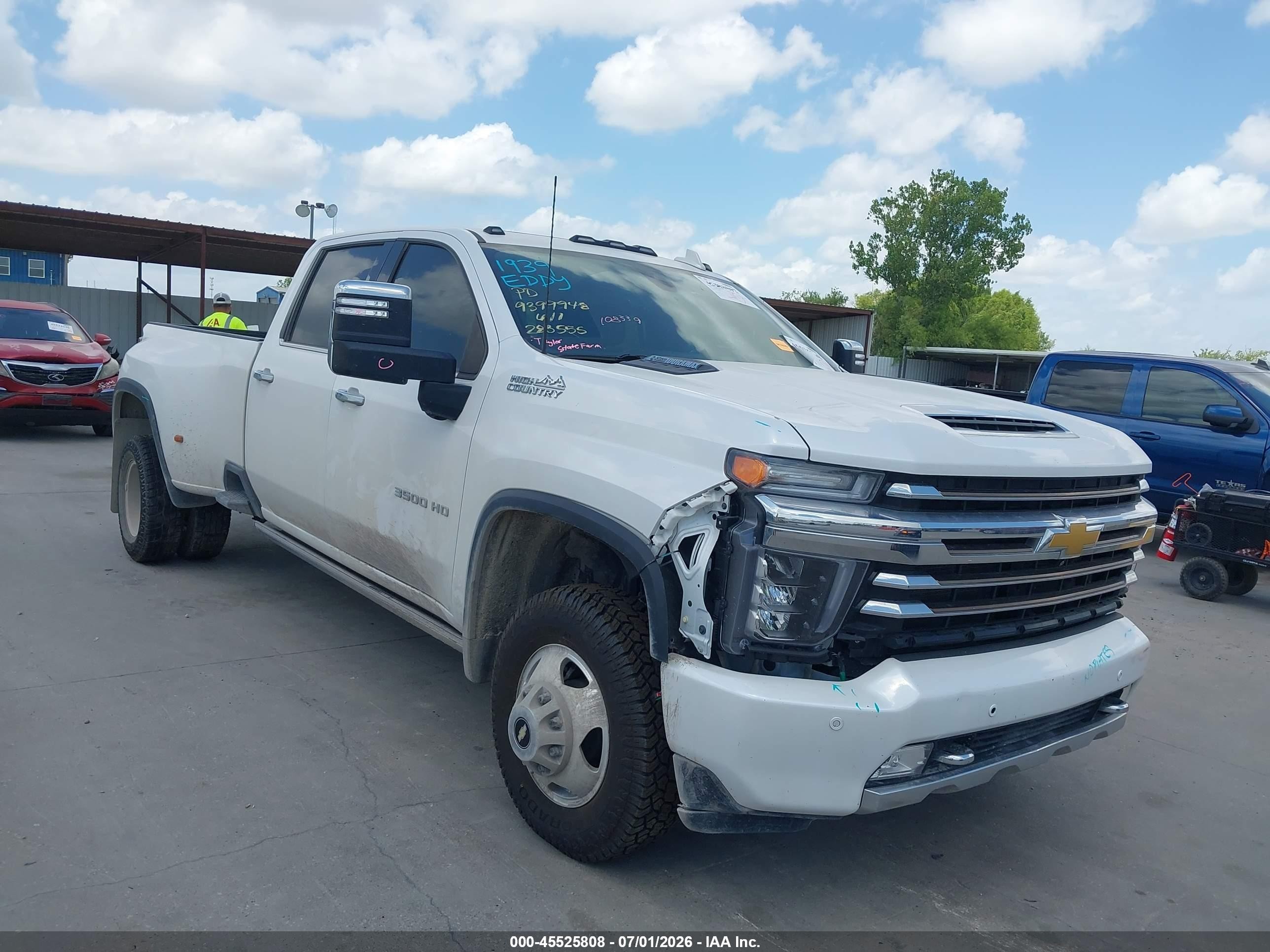 2022 Chevrolet Silverado VIN 1GC4YVEY7NF283555 — IAAI salvage auction photo