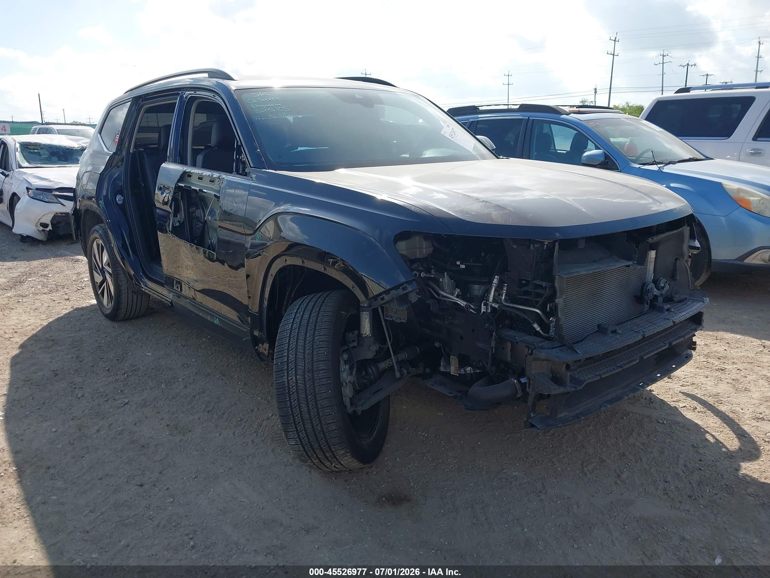 2025 Volkswagen Atlas VIN 1V2JR2CA9SC505206 — IAAI salvage auction photo
