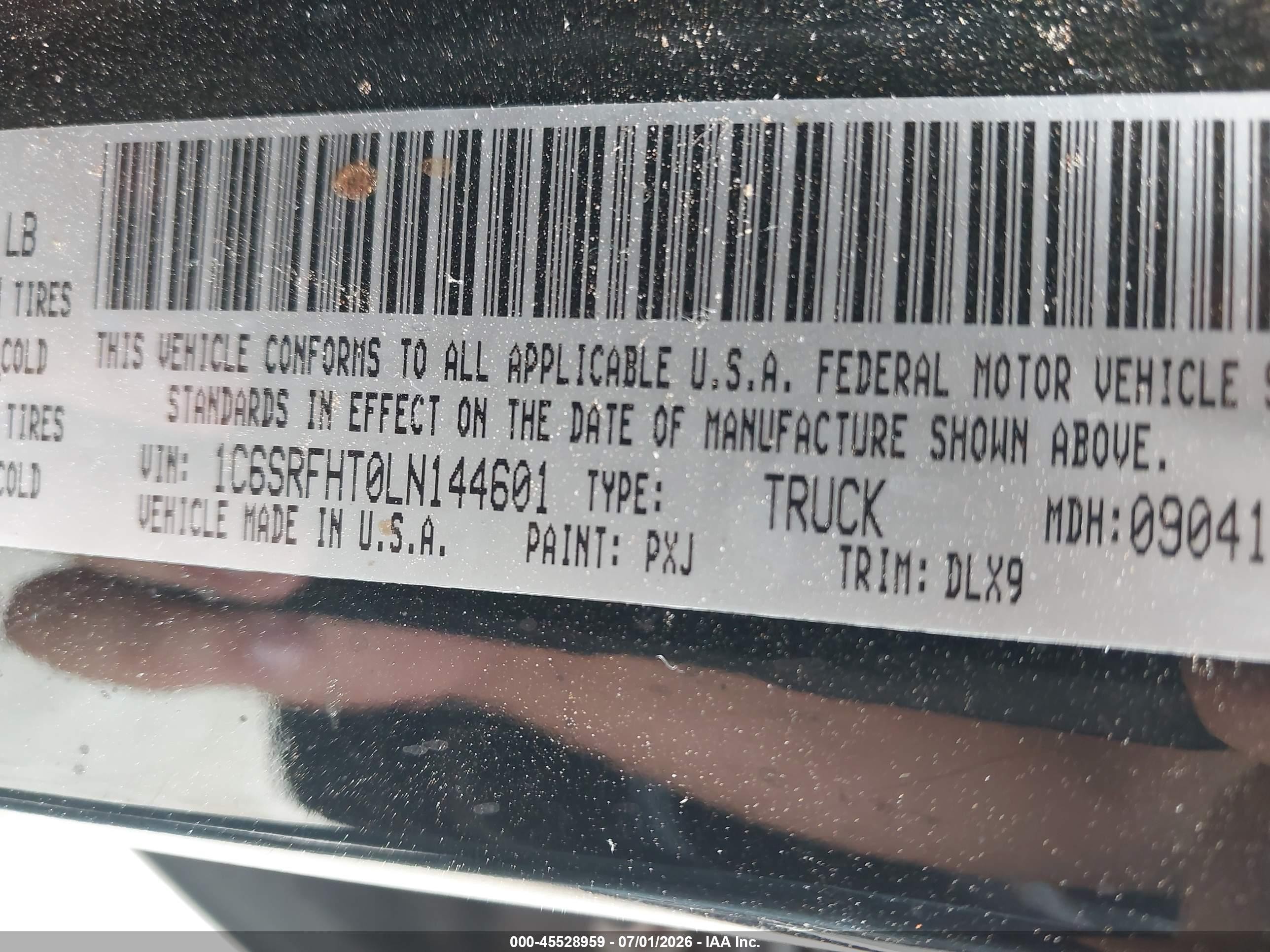 2020 Ram 1500 VIN 1C6SRFHT0LN144601 IAAI salvage auction — Engine Damage, Wait Title, sold $6,600 on 2026-09-20 (photo 9)