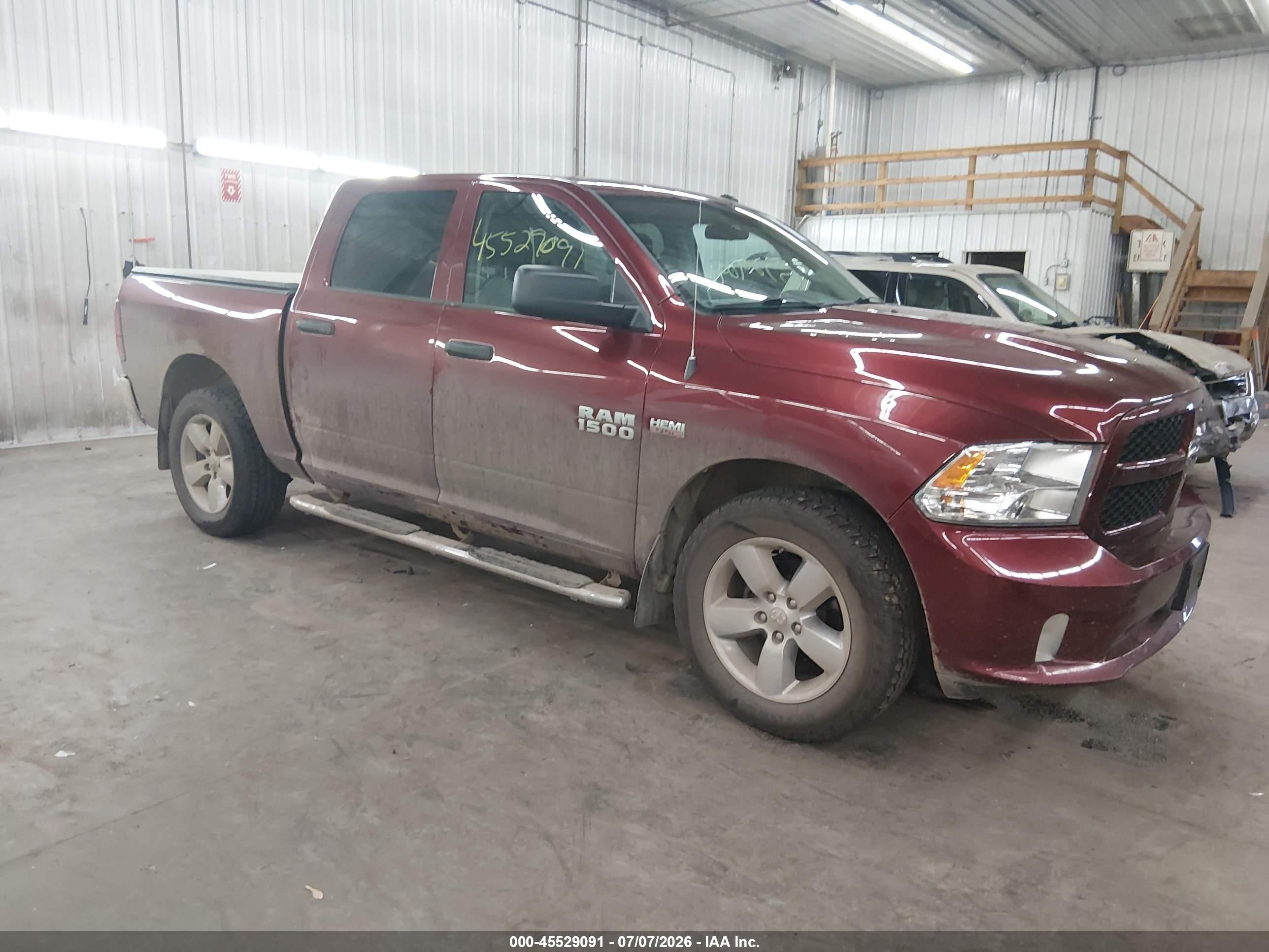 2017 Ram 1500 VIN 3C6RR7KT1HG788508 — IAAI salvage auction photo