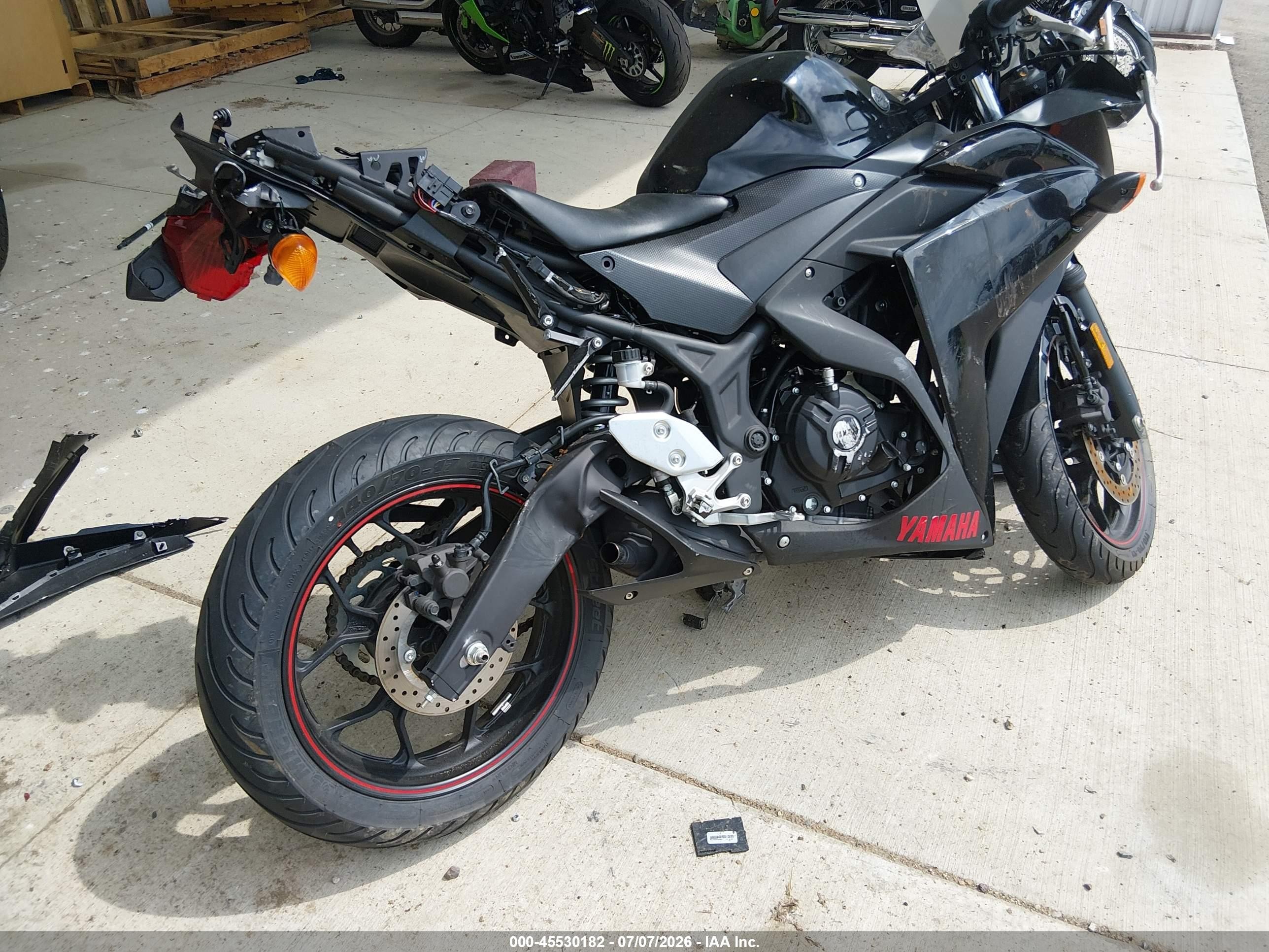 2015 Yamaha Yzf VIN MH3RH06Y5FK004458 IAAI salvage auction — All Over, Prior Salvage (Minnesota), sold $250 on 2026-09-20 (photo 4)