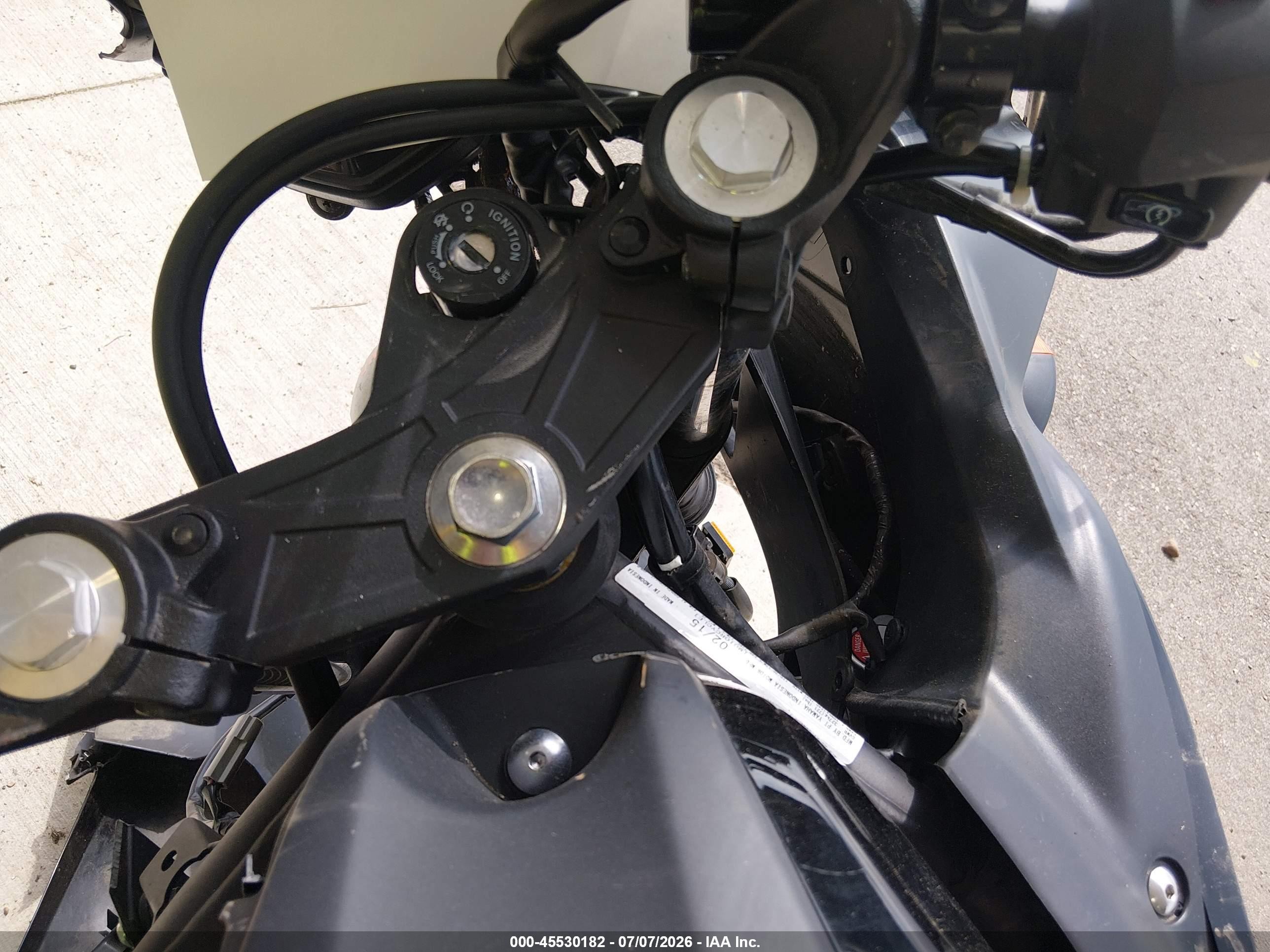 2015 Yamaha Yzf VIN MH3RH06Y5FK004458 IAAI salvage auction — All Over, Prior Salvage (Minnesota), sold $250 on 2026-09-20 (photo 7)