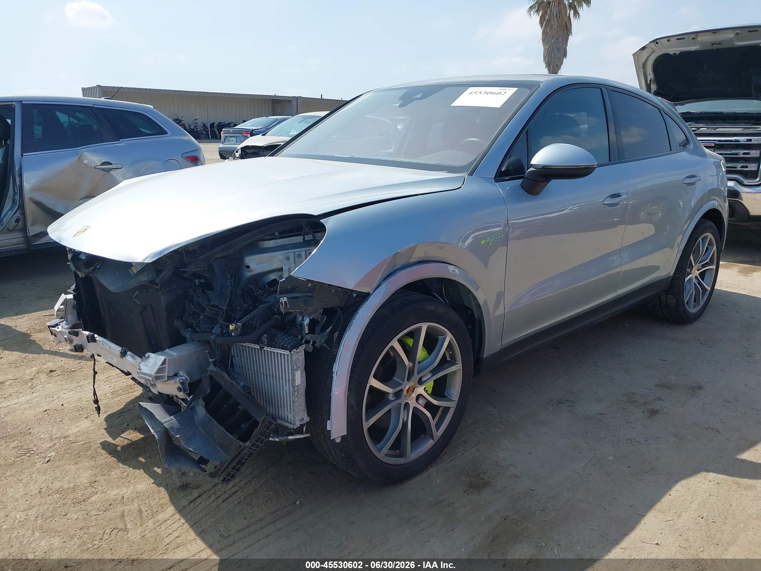 2022 Porsche Cayenne VIN WP1BE2AY8NDA51058 IAAI salvage auction — Front End, Salvage (California), sold $27,900 on 2026-07-22 (photo 2)