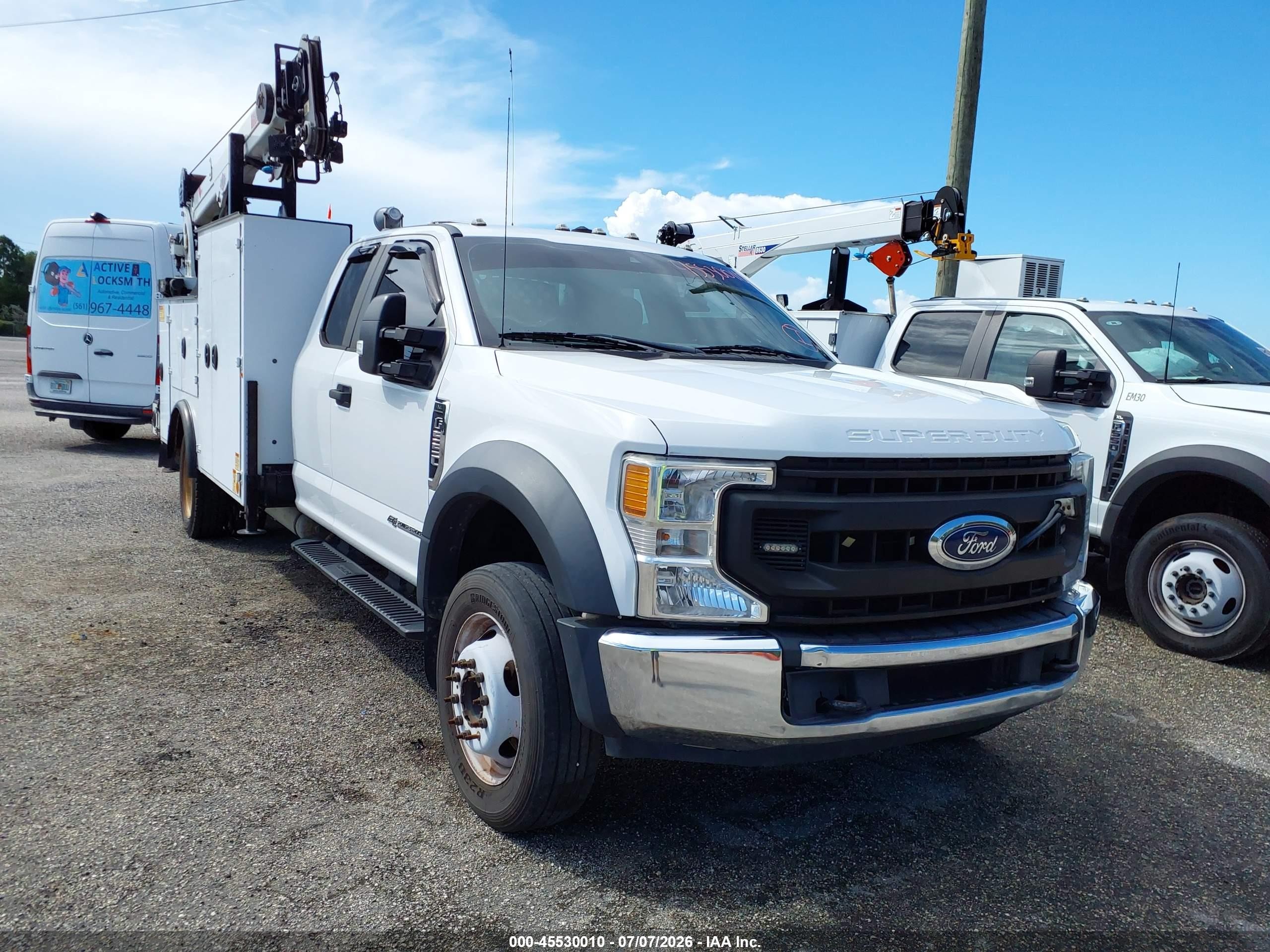 2020 Ford F-550 Chassis VIN 1FD0X5HTXLED41884 — IAAI salvage auction photo
