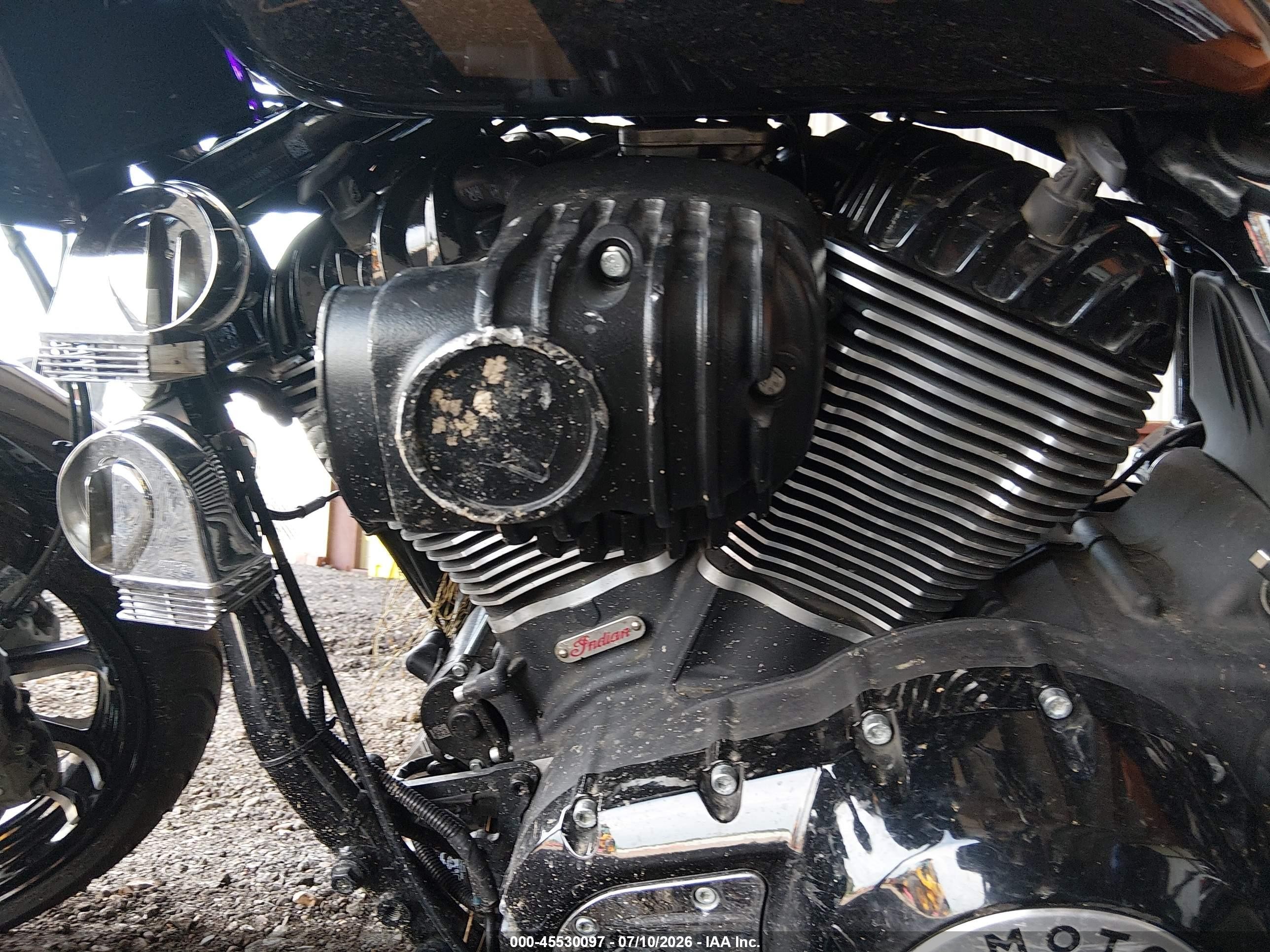 2024 Indian Motorcycle Co. Sport Chief VIN 56KDSDBH8R3014899 IAAI salvage auction — Front End, Salvage (Tennessee), sold $4,900 on 2026-09-22 (photo 9)