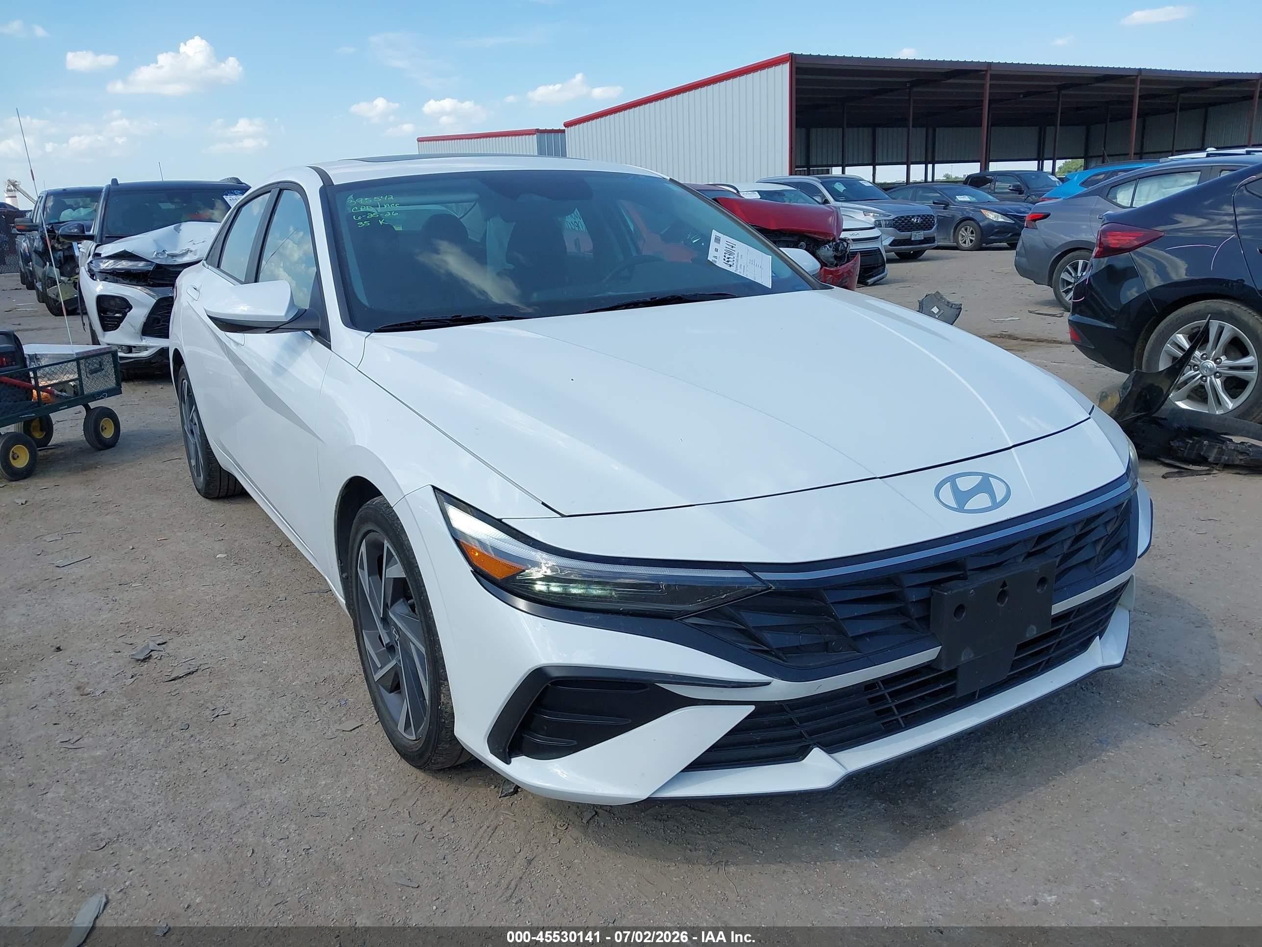 2025 Hyundai Elantra VIN KMHLS4DG4SU860884 IAAI salvage auction — Side, Original (Texas), sold $7,100 on 2026-09-08 (photo 1)