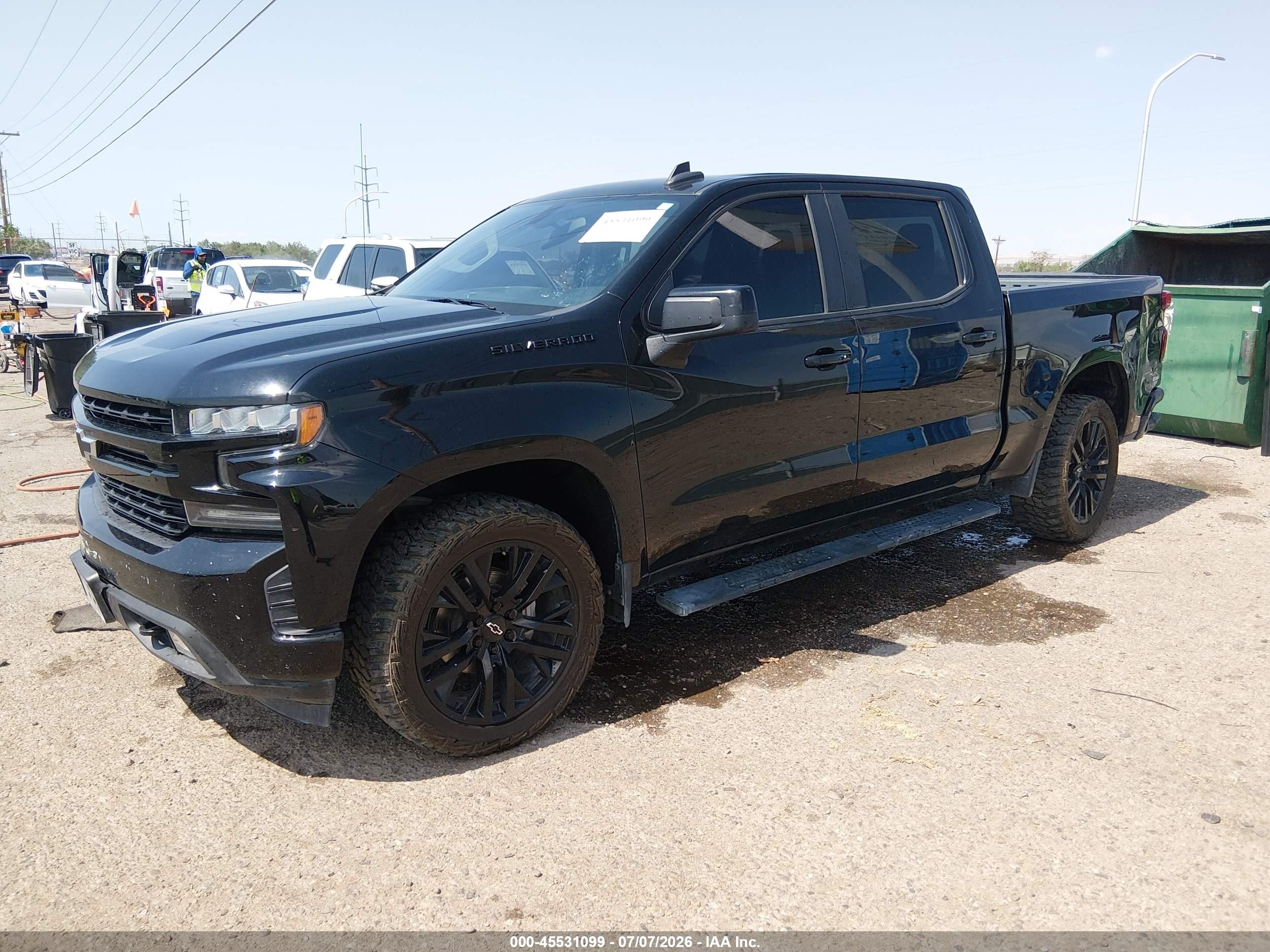 2020 Chevrolet Silverado VIN 3GCPWDED8LG443318 IAAI salvage auction — Side, Salvage (New Mexico), sold $8,000 on 2026-09-07 (photo 2)