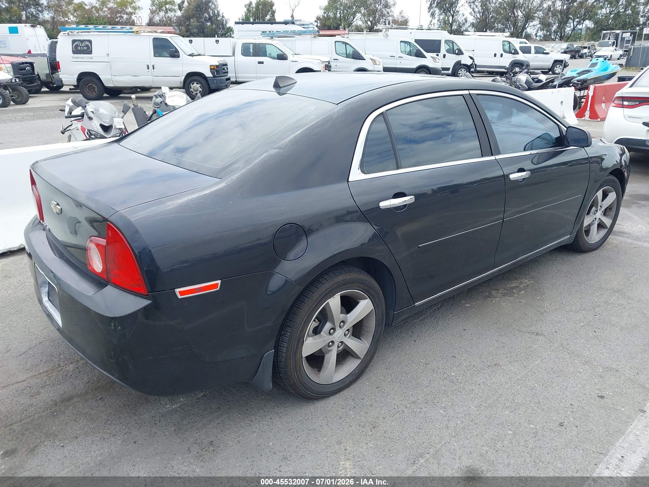 2012 Chevrolet Malibu VIN 1G1ZC5E0XCF187391 IAAI salvage auction — Normal Wear, Clear - Dealer Only (California), sold $325 on 2026-07-09 (photo 4)