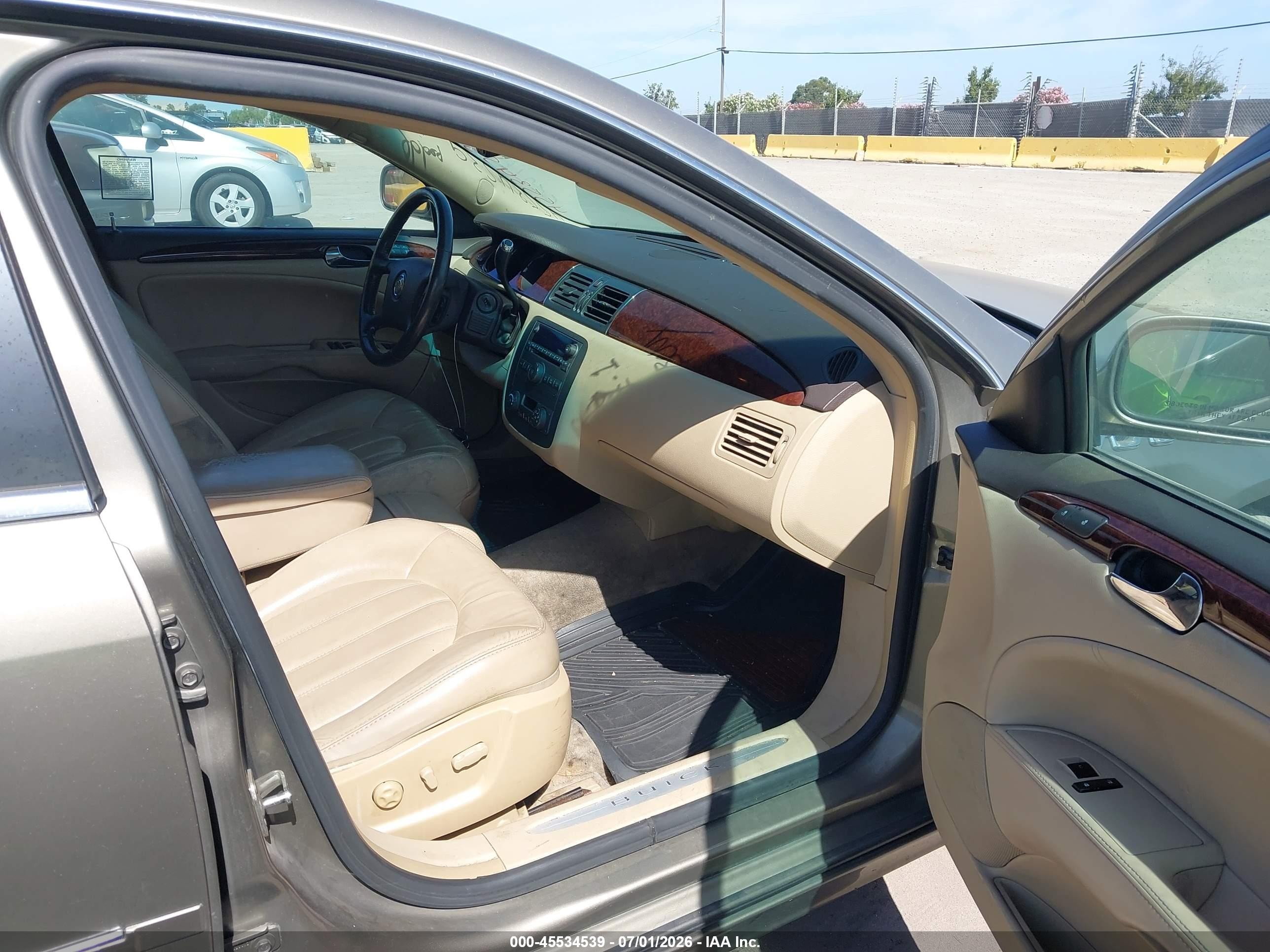 2010 Buick Lucerne VIN 1G4HC5E10AU133100 IAAI salvage auction — Normal Wear, Clear - Dealer Only (California), sold $325 on 2026-07-09 (photo 5)