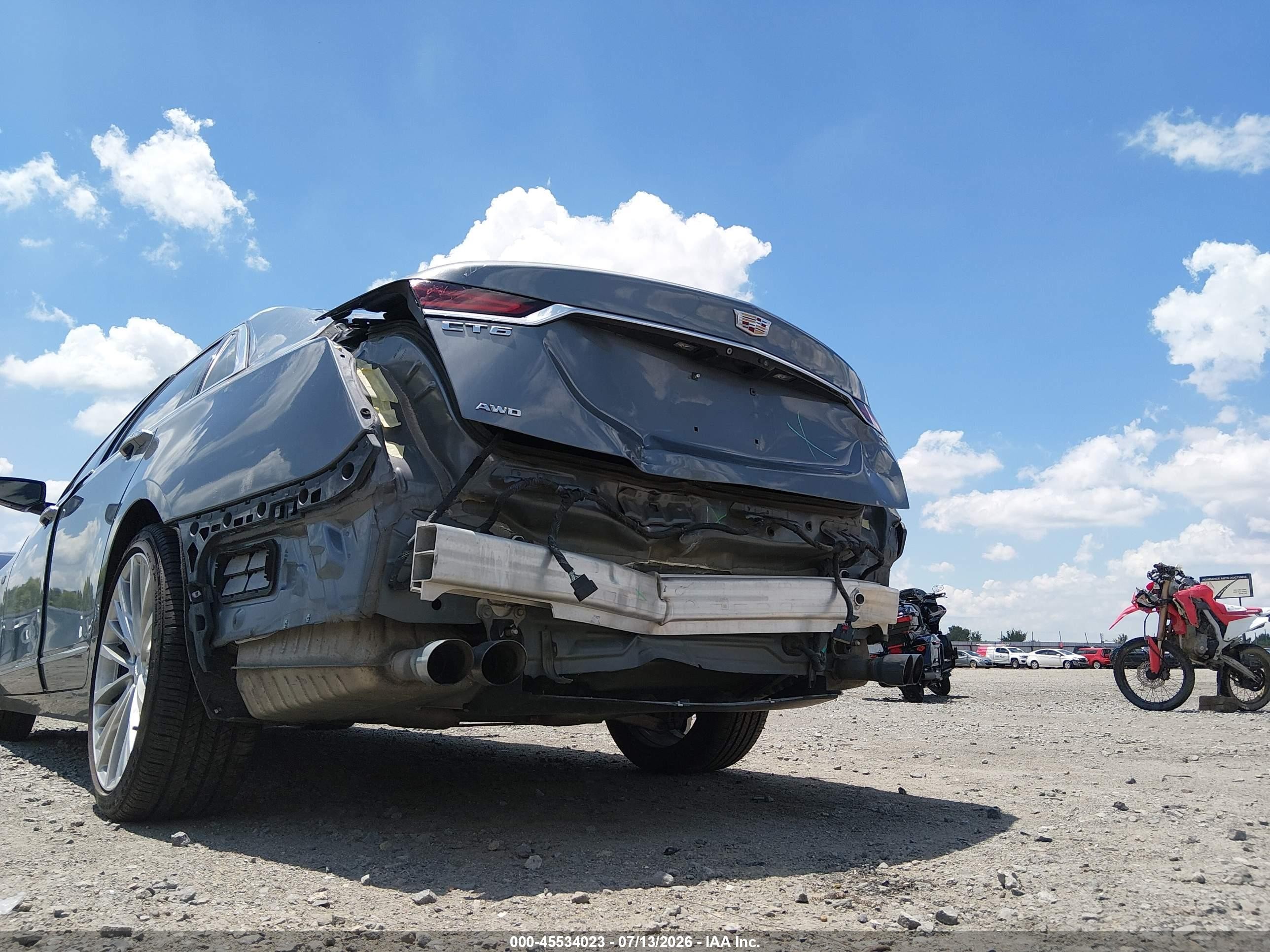 2020 Cadillac Ct6 VIN 1G6KE5RS7LU100043 IAAI salvage auction — Rear End, Wait Title, sold $11,400 on 2026-09-20 (photo 6)
