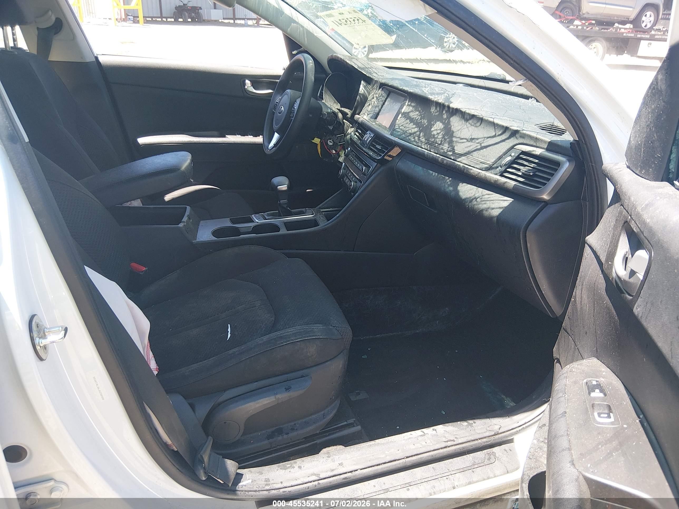 2018 Kia Optima VIN 5XXGT4L36JG258588 IAAI salvage auction — Theft, Salvage (California), sold $125 on 2026-09-04 (photo 5)