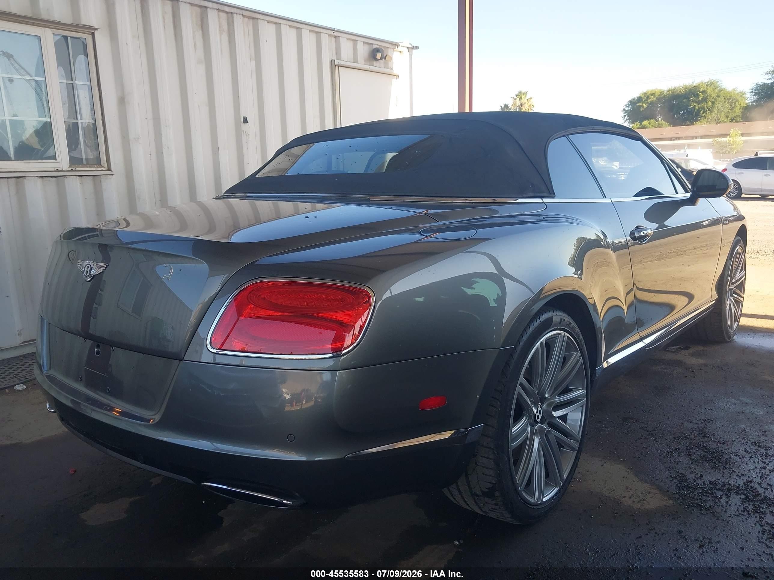 2014 Bentley Continental VIN SCBGU3ZA8EC091897 IAAI salvage auction — Rear End, Salvage (California), sold $29,750 on 2026-08-11 (photo 4)