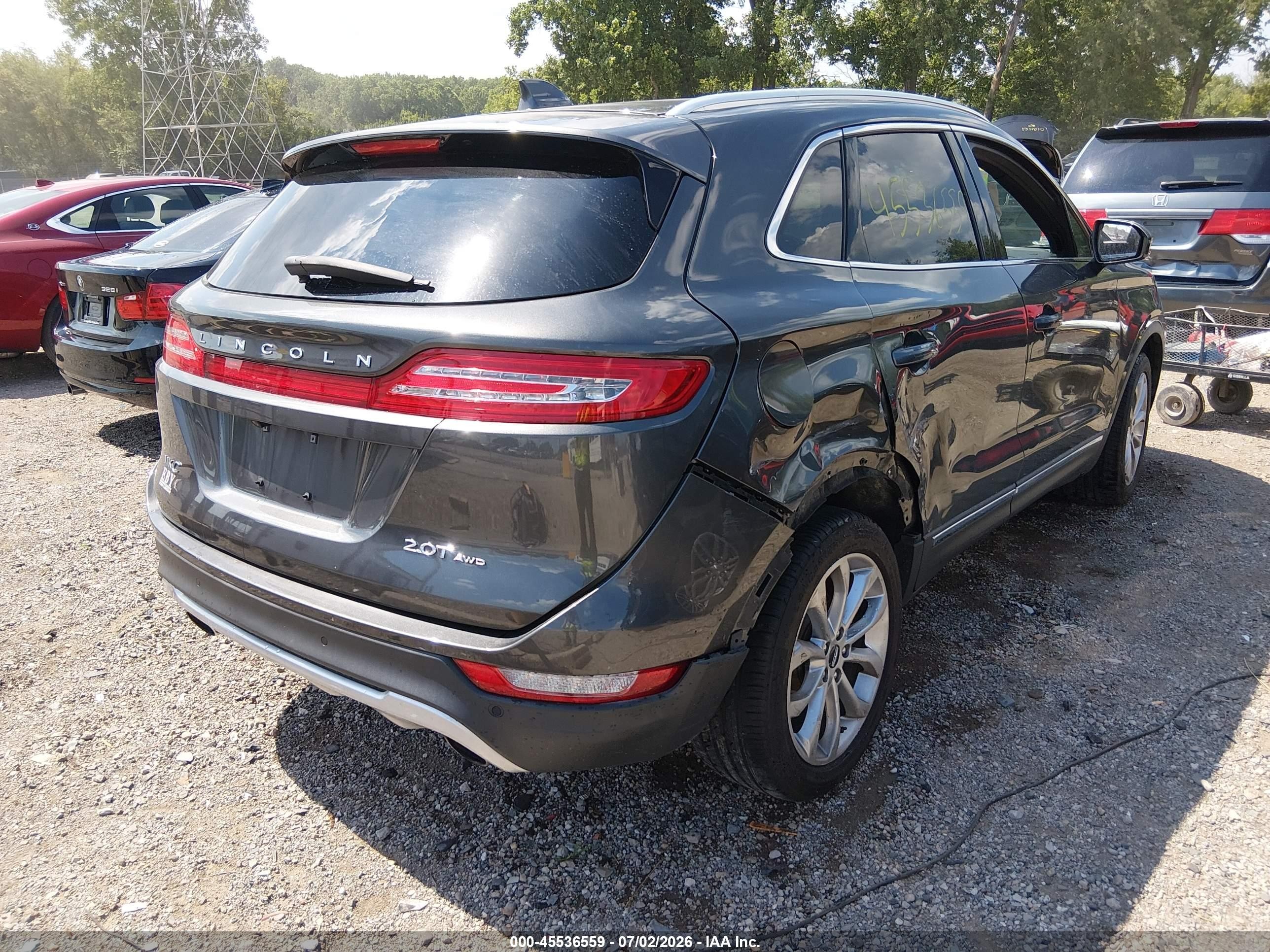 2018 Lincoln Mkc VIN 5LMCJ2D91JUL22714 IAAI salvage auction — Side, Clear (Indiana), sold $4,575 on 2026-09-18 (photo 4)