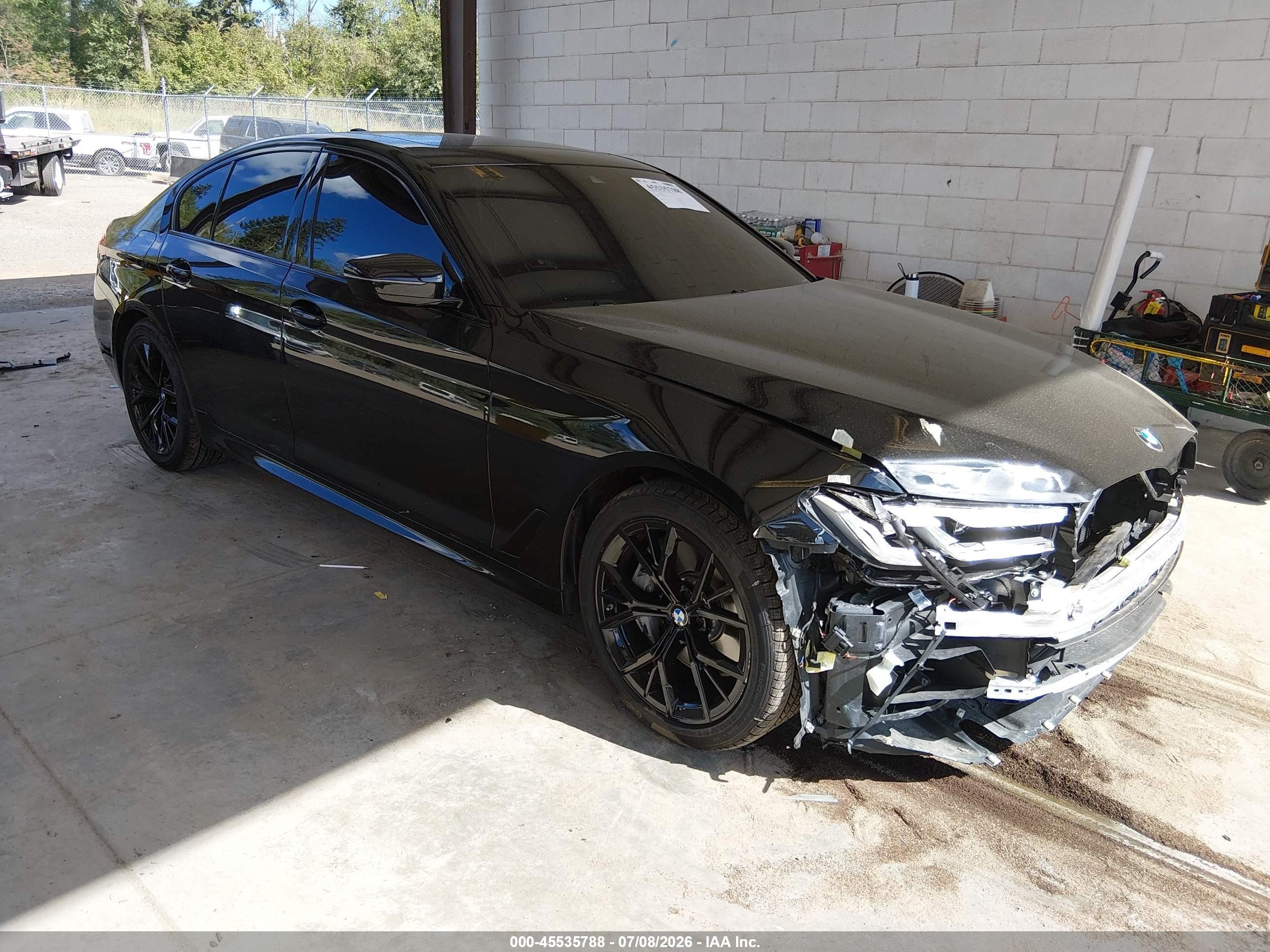 2021 BMW 5 Series VIN WBA73BJ08MWX26172 — IAAI salvage auction photo