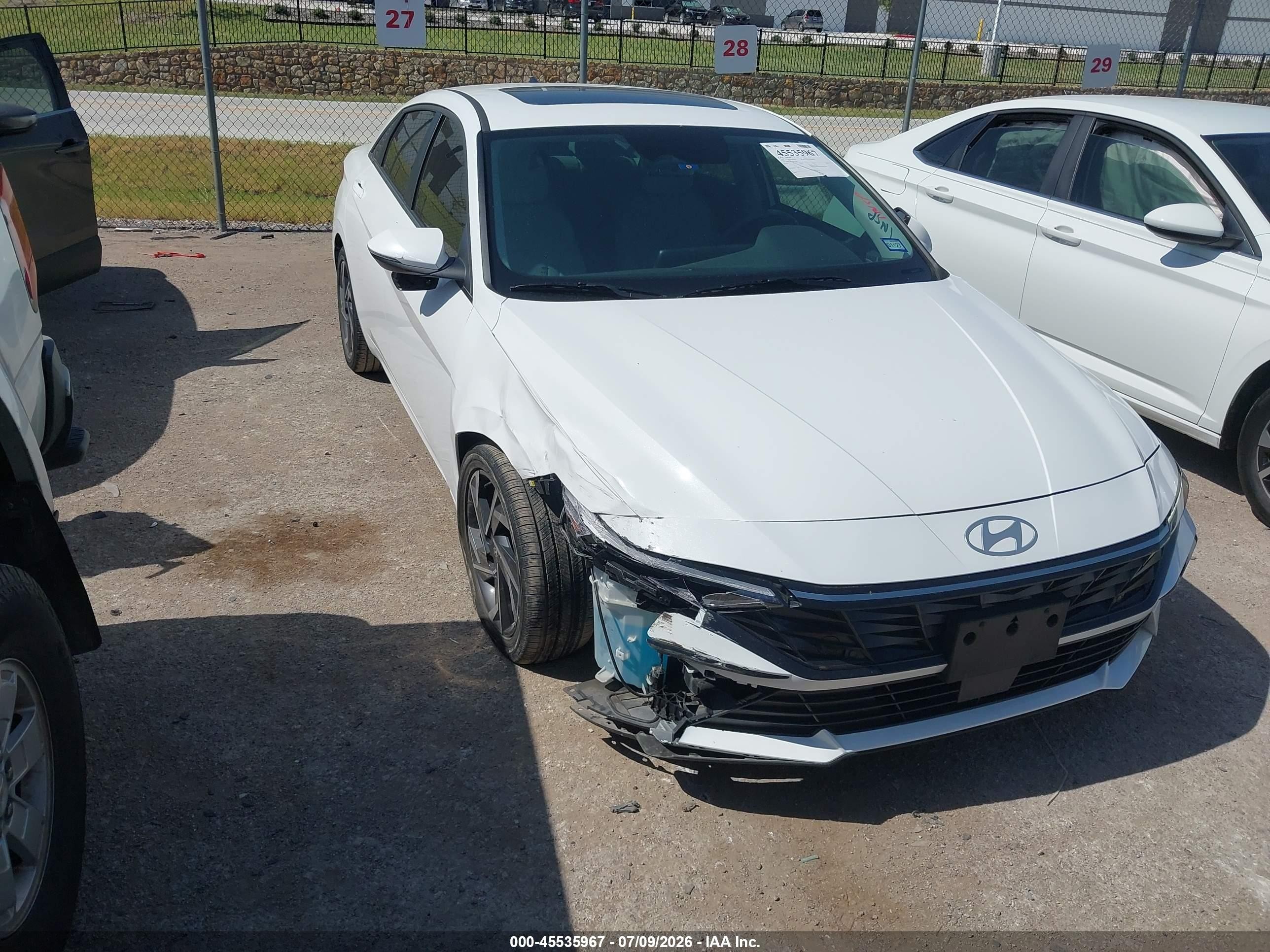 2025 Hyundai Elantra VIN KMHLN4DJ1SU129977 — IAAI salvage auction photo
