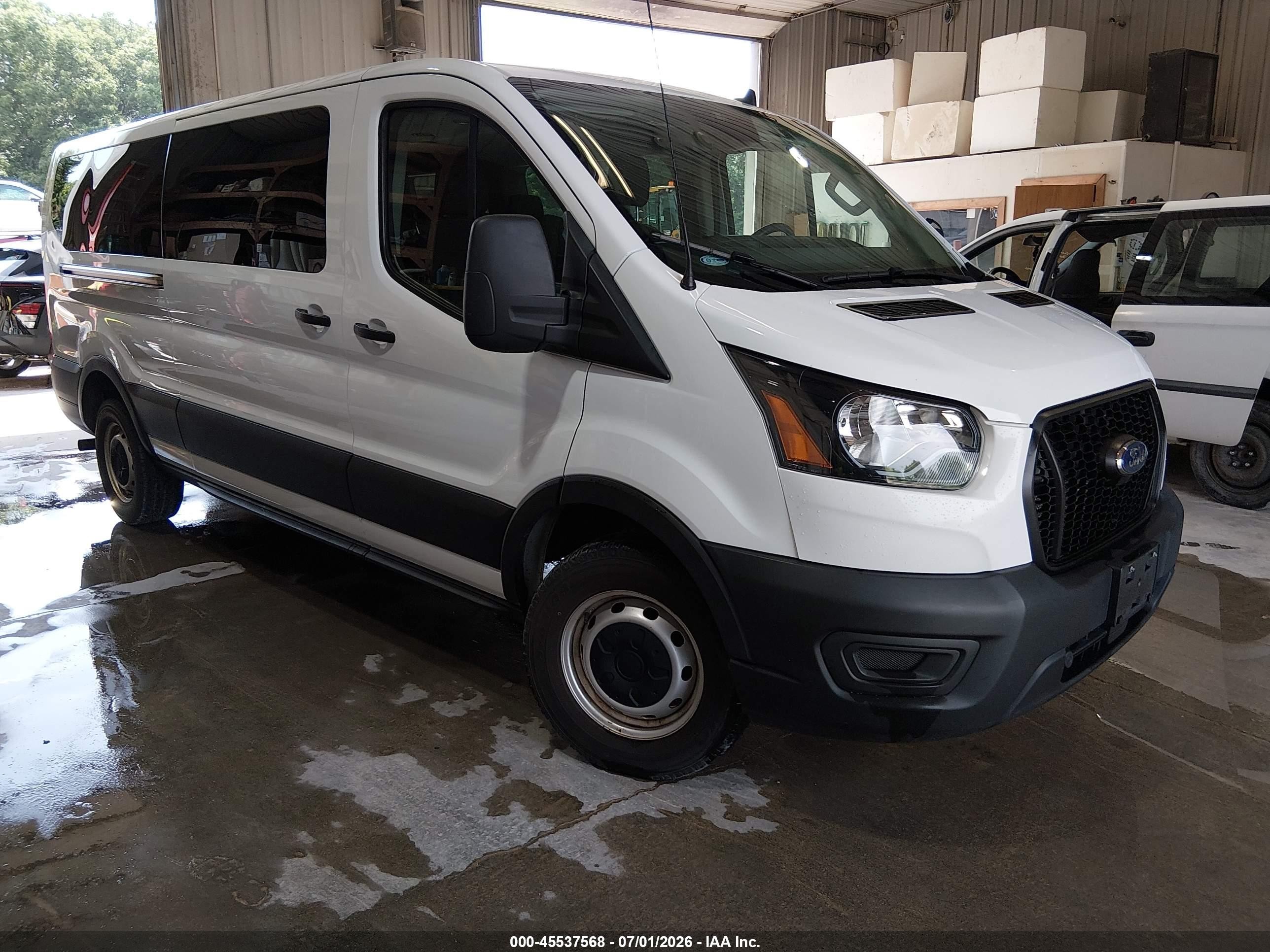 2021 Ford Transit-350 VIN 1FBAX2Y81MKA90280 — IAAI salvage auction photo
