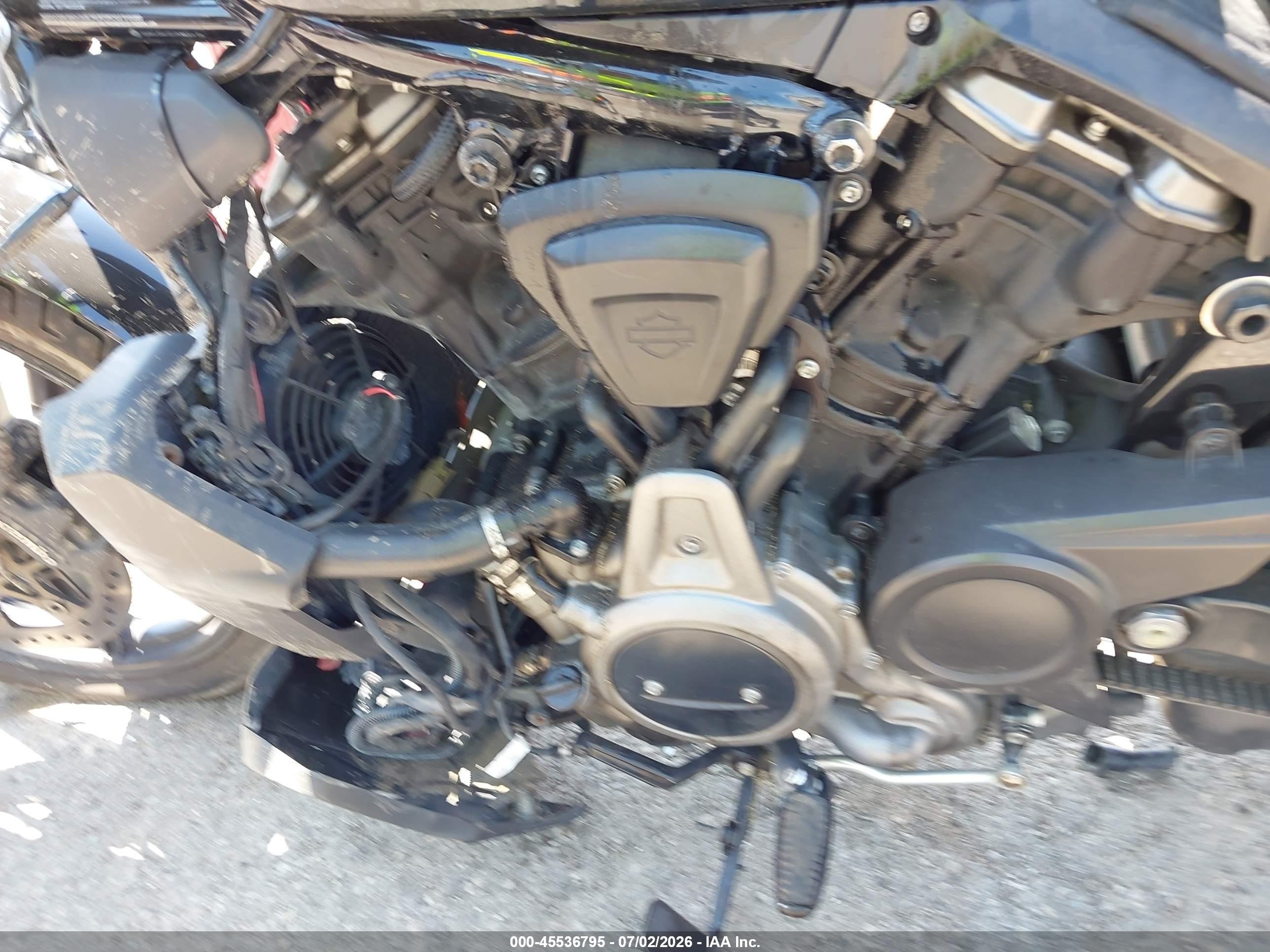 2023 Harley-davidson Nightster VIN 1HD1ZH114PB310861 IAAI salvage auction — All Over, Scrap (Michigan), sold $3,200 on 2026-09-09 (photo 9)