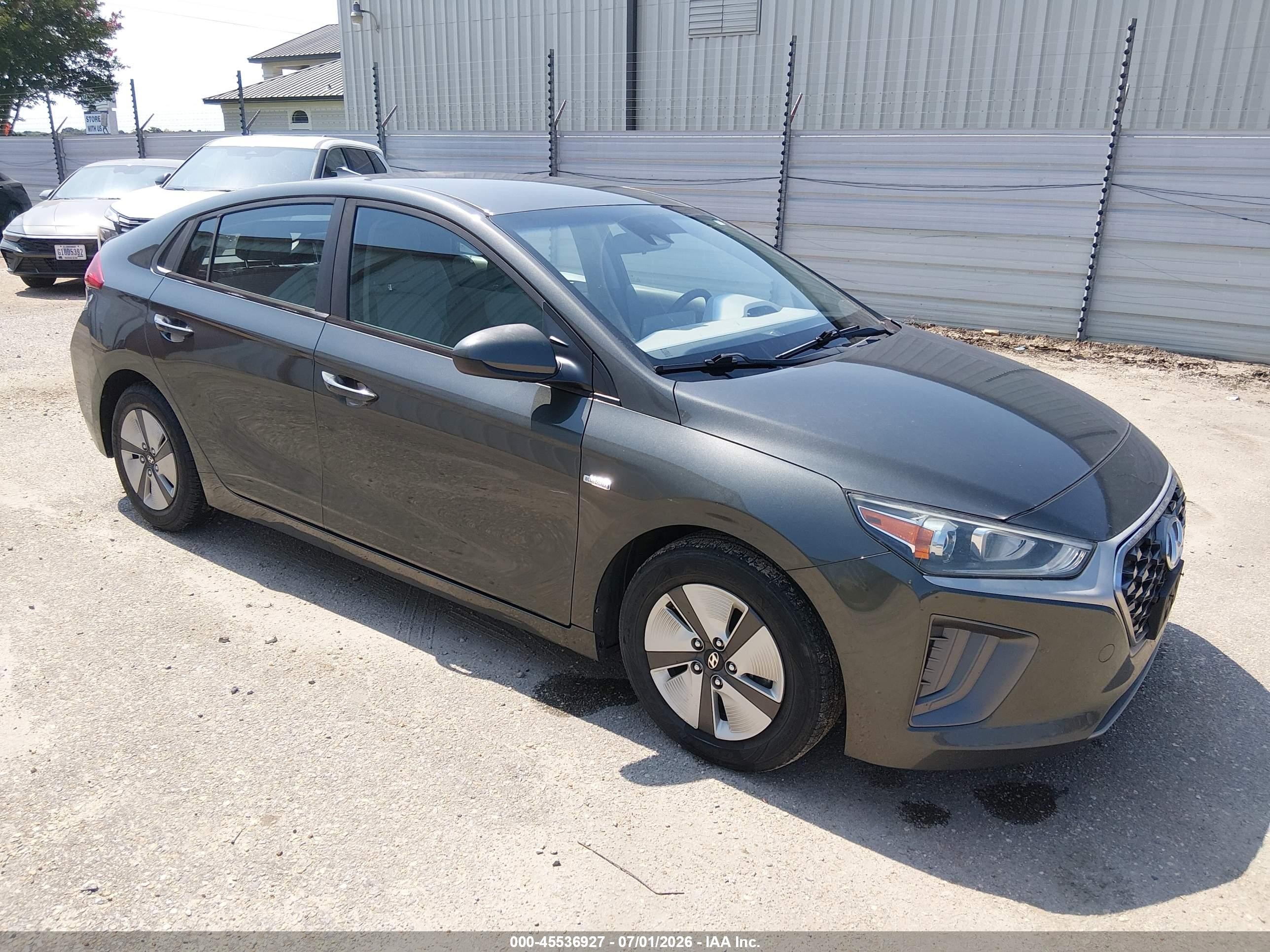 2020 Hyundai Ioniq Hybrid VIN KMHC65LC3LU220112 — IAAI salvage auction photo