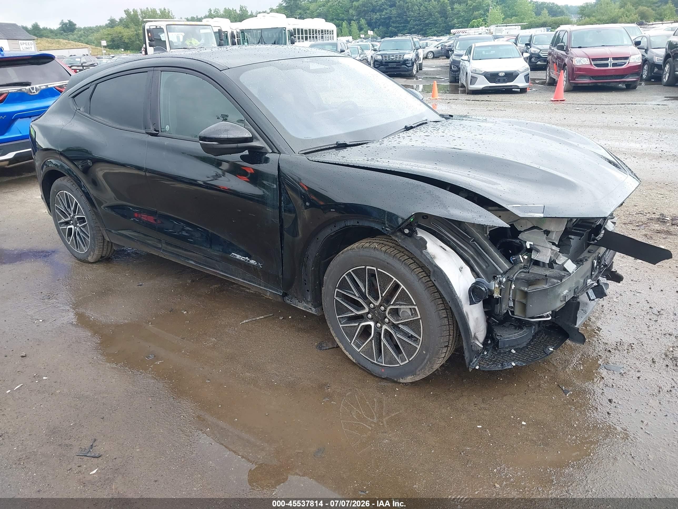 2024 Ford Mustang Mach-E VIN 3FMTK3SU2RMA32382 — IAAI salvage auction photo