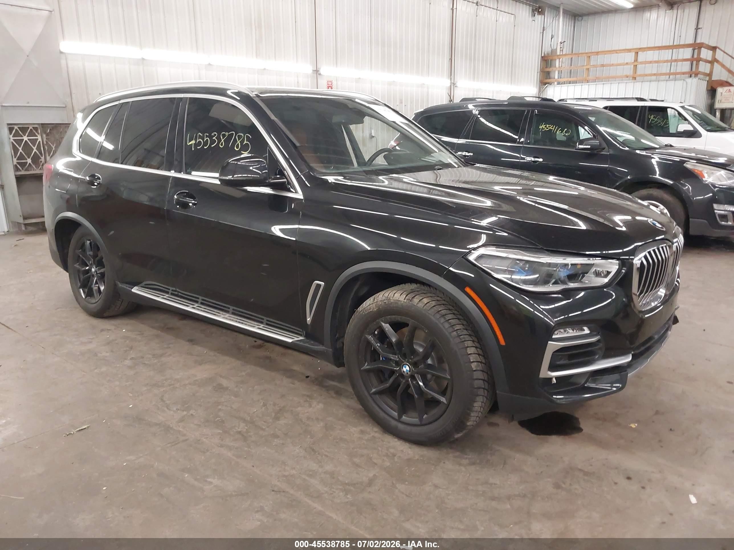 2019 BMW X5 VIN 5UXCR6C51KLK85630 — IAAI salvage auction photo