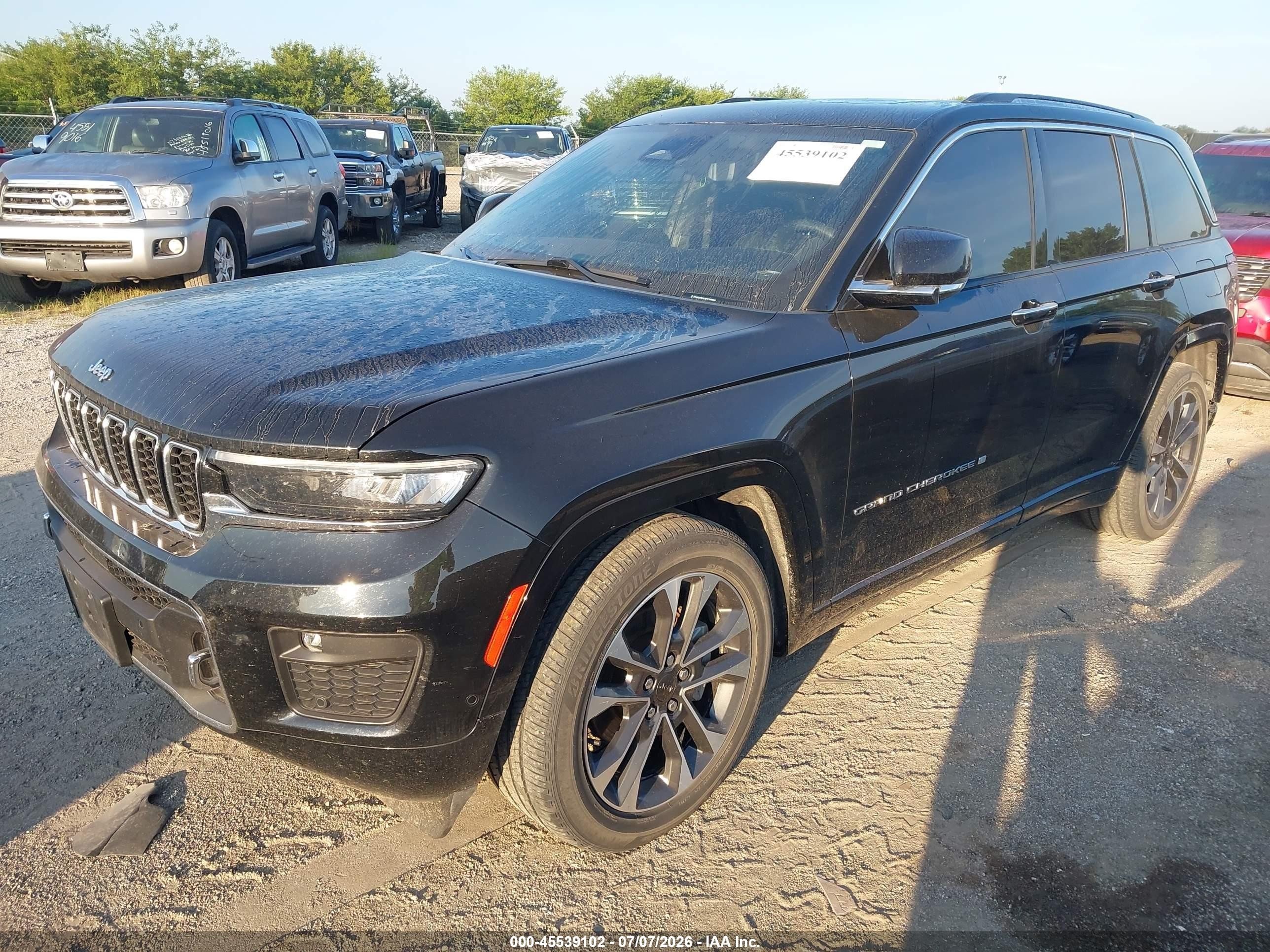 2023 Jeep Grand Cherokee VIN 1C4RJHDG3PC508689 IAAI salvage auction — Rear End, Salvage (Iowa), sold $21,800 on 2026-09-12 (photo 2)