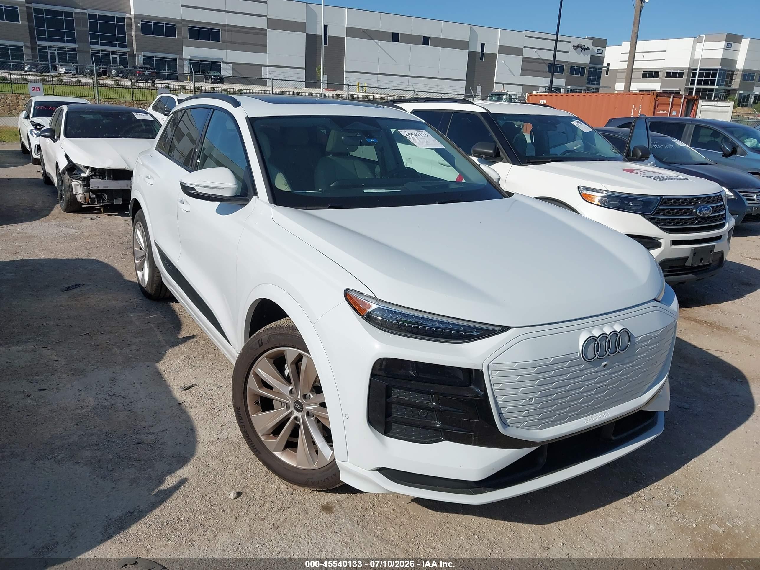 2025 Audi Q6 e-tron VIN WA122BGF3SA033784 — IAAI salvage auction photo