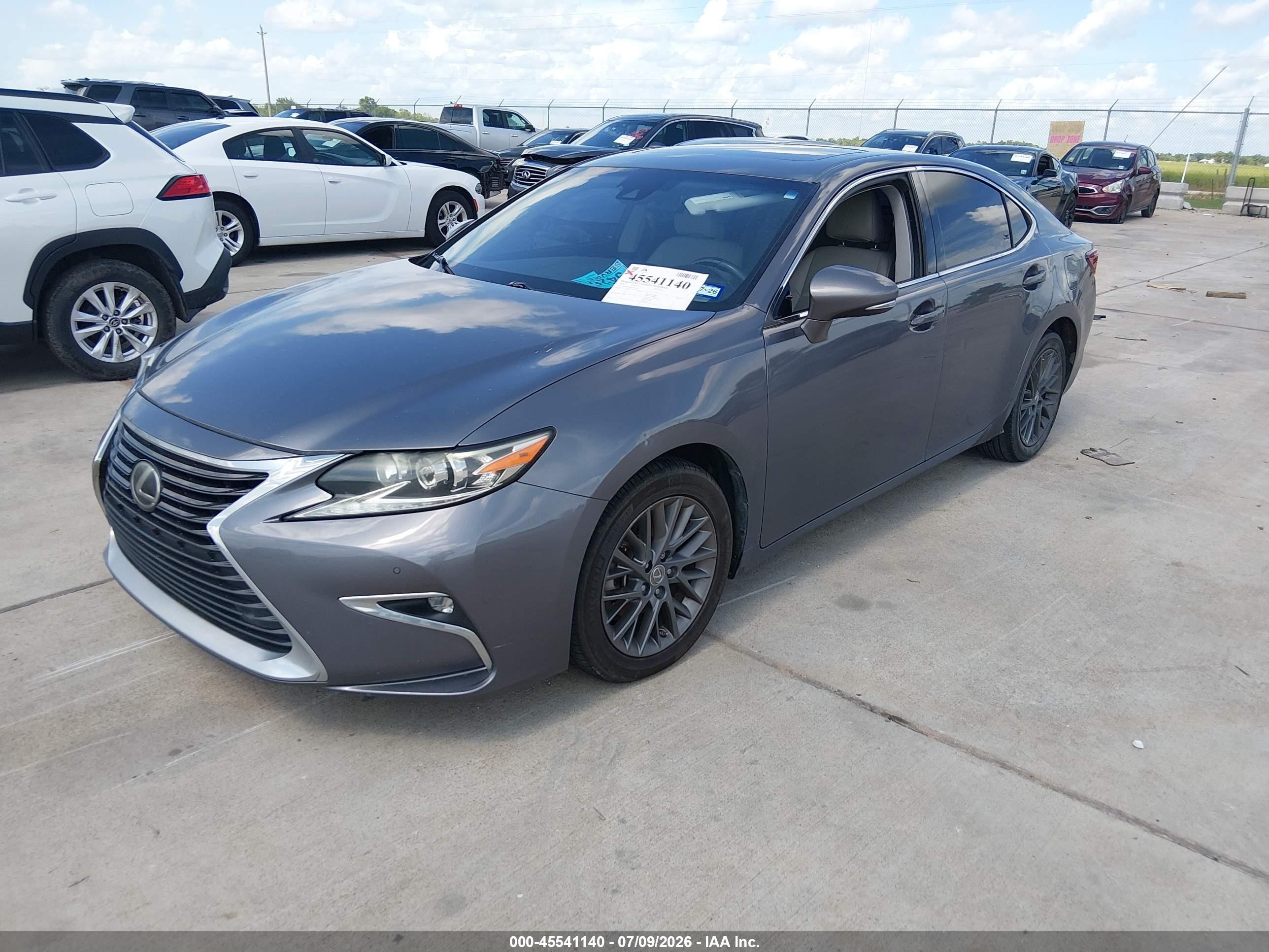 2018 Lexus Es 350 VIN 58ABK1GG1JU088051 IAAI salvage auction — Undercarriage, Original (Texas), sold $11,850 on 2026-09-09 (photo 2)