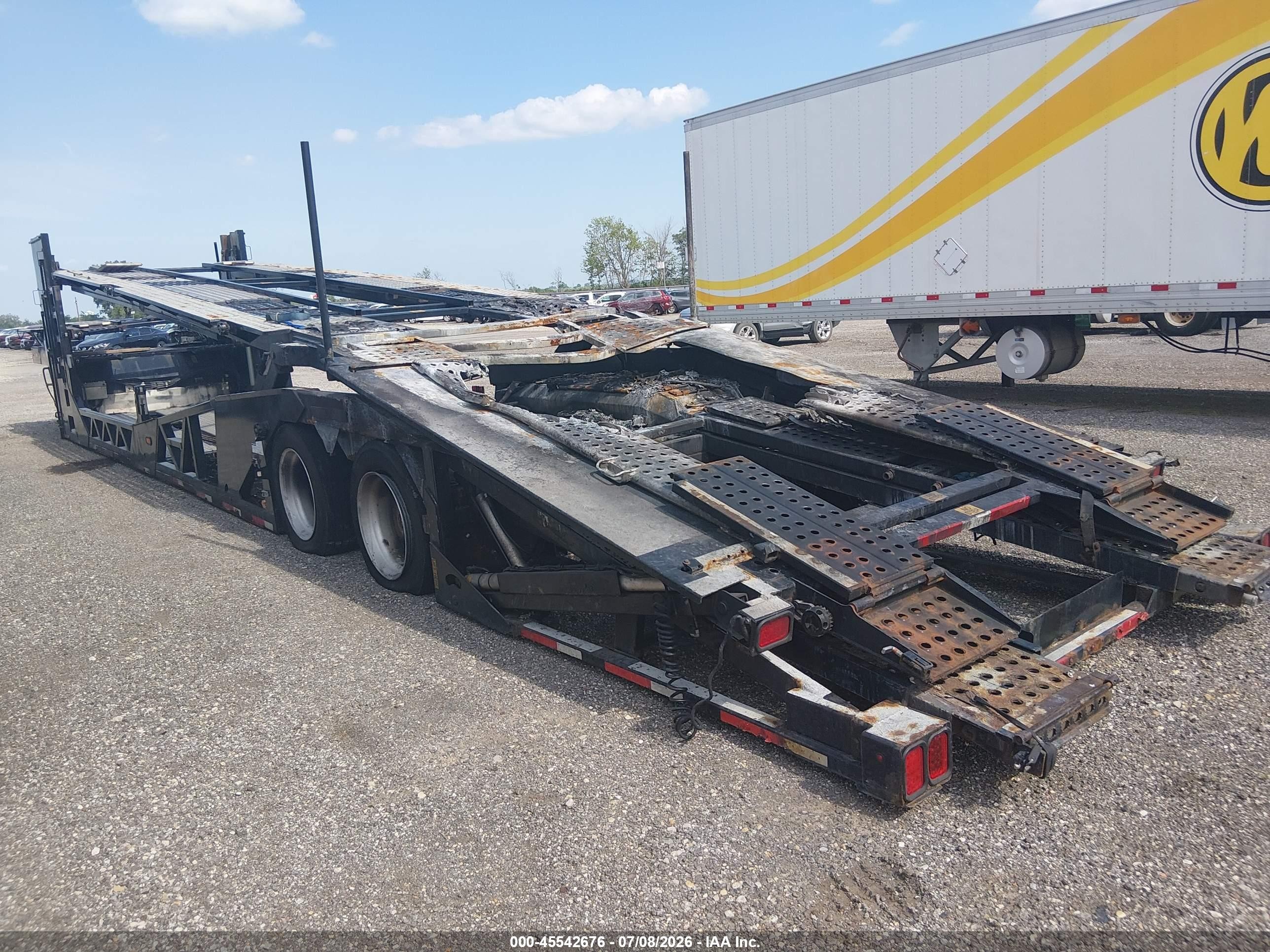 2020 Cottrell Inc Unknown VIN 5E0AX1746LG405001 IAAI salvage auction — Unknown, Salvage (Pennsylvania), sold $4,100 on 2026-08-05 (photo 3)
